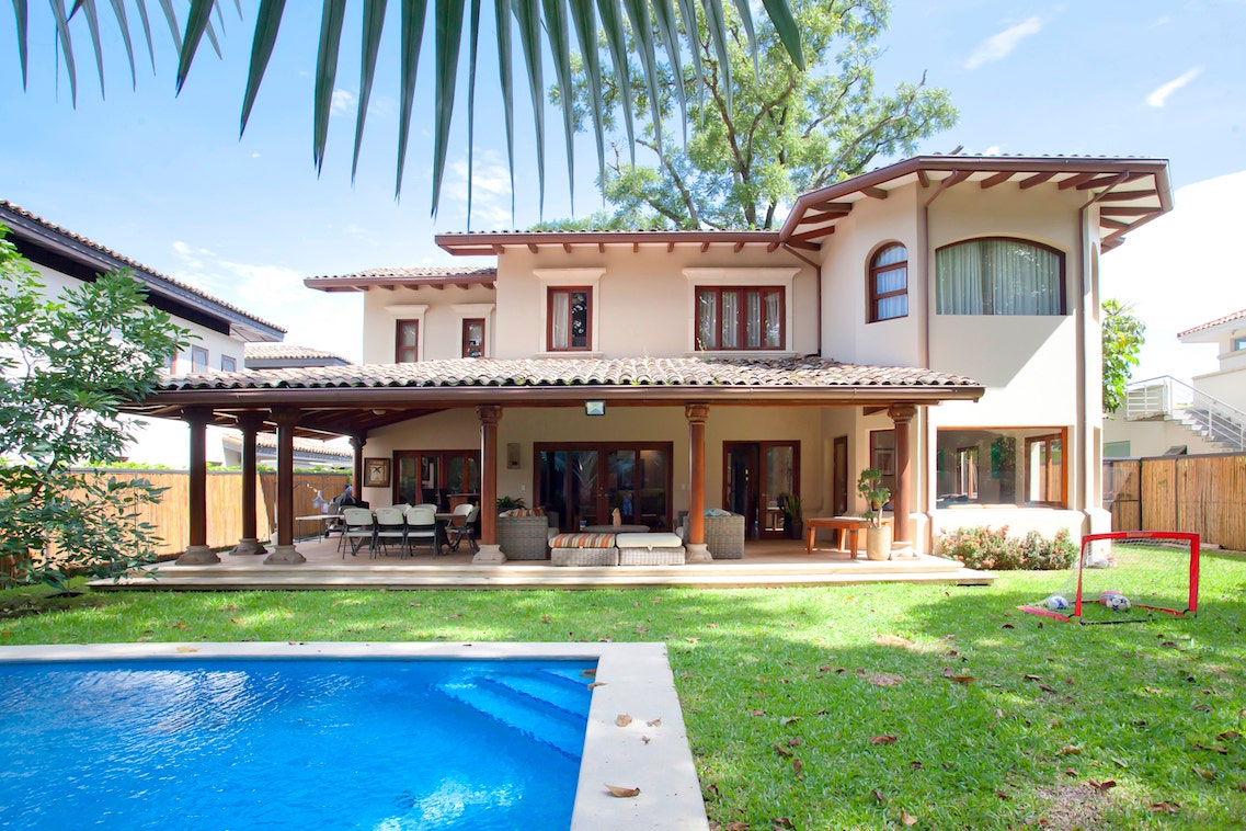 Hacienda Lindora Spanish Colonial — photo 2 of 19