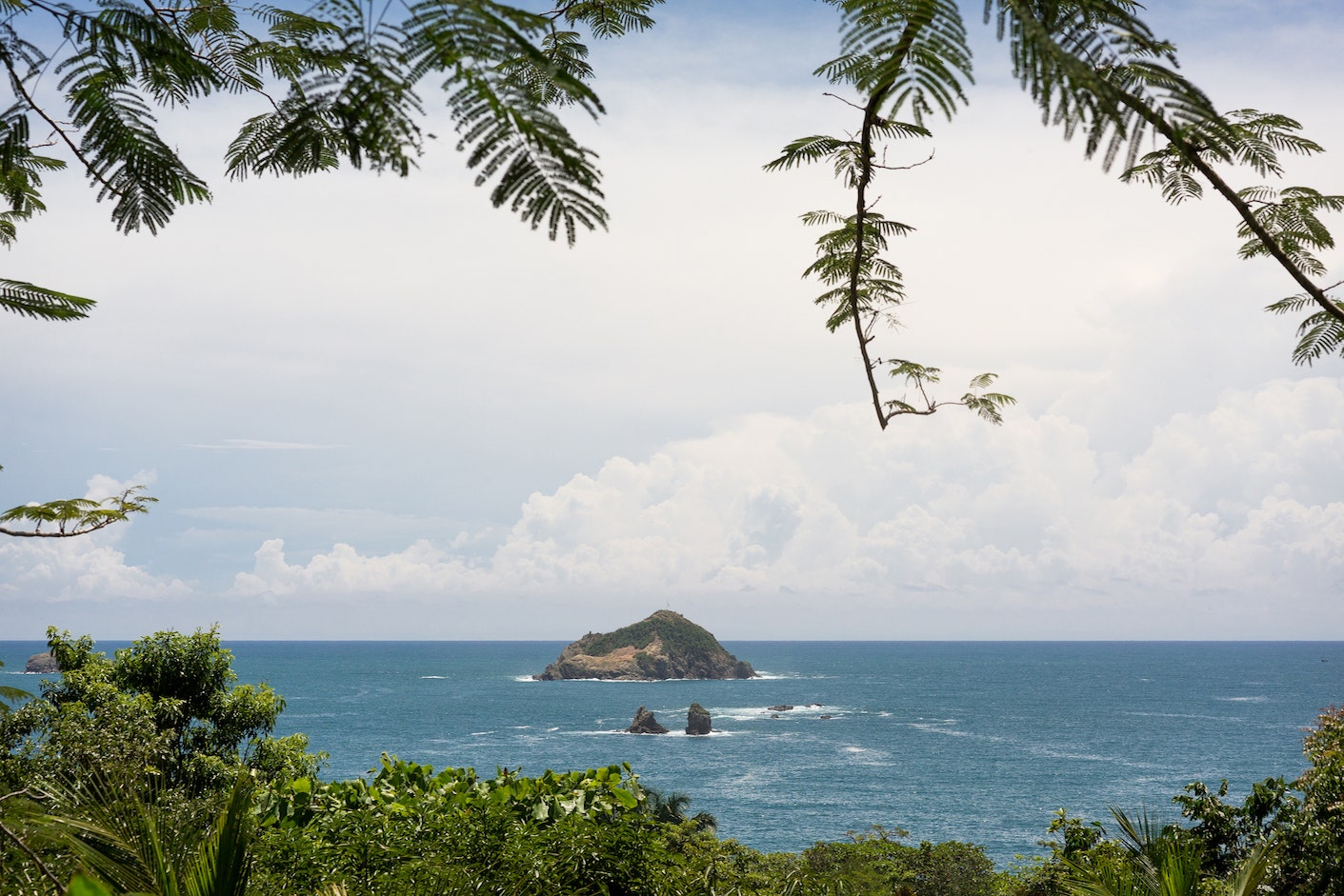 Manuel Antonio Beachfront Hotel — photo 2 of 15