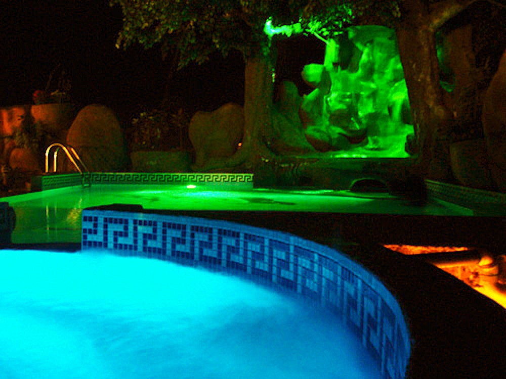 High Occupancy Quepos Hotel — photo 3 of 6