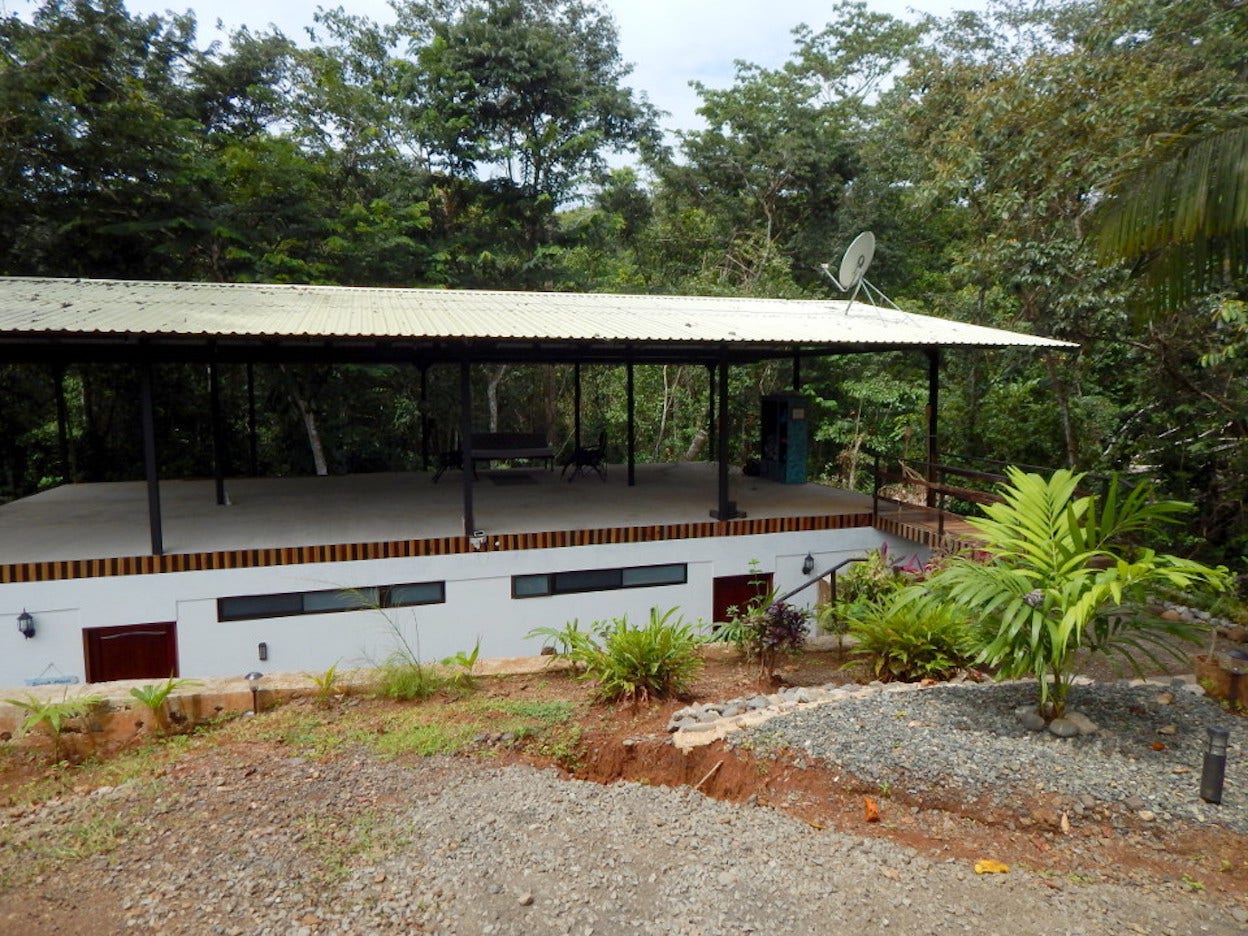 Valle Perdido Yoga Studio — photo 3 of 19