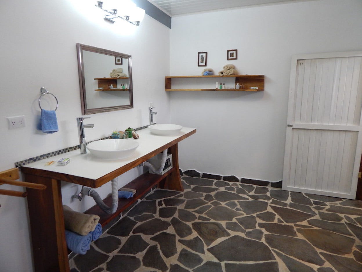 Valle Perdido Yoga Studio — photo 17 of 19
