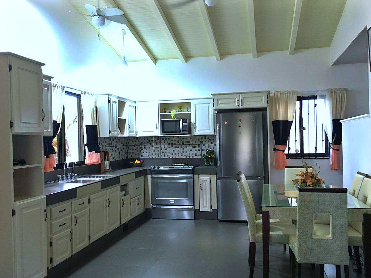 Calle Remy Triplex — photo 4 of 14