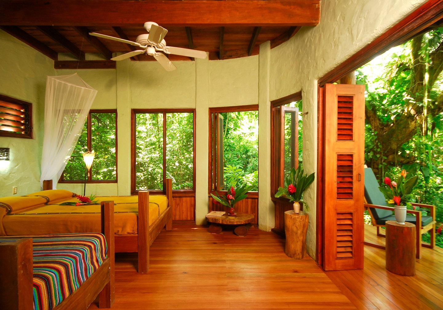 Osa Waterfront Lodge — photo 10 of 16
