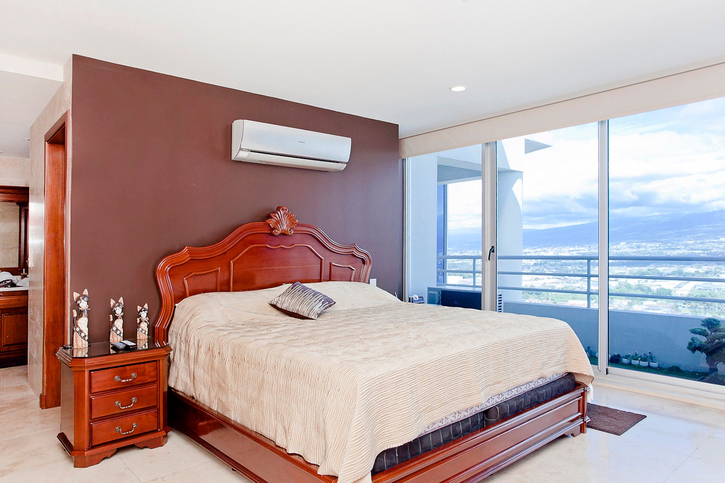 Custom remodeled penthouse in Torres Paseo Colon, Torres Paseo Colon, Sabana, Merced, San Jose, San Jose, Costa Rica