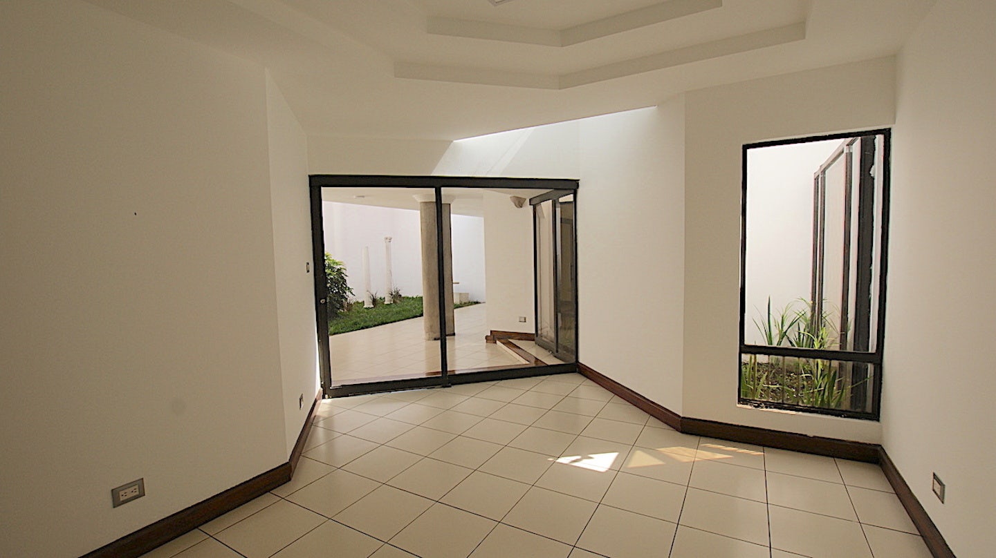Rohrmoser 5 Rooms Commercial Property — photo 7 of 19