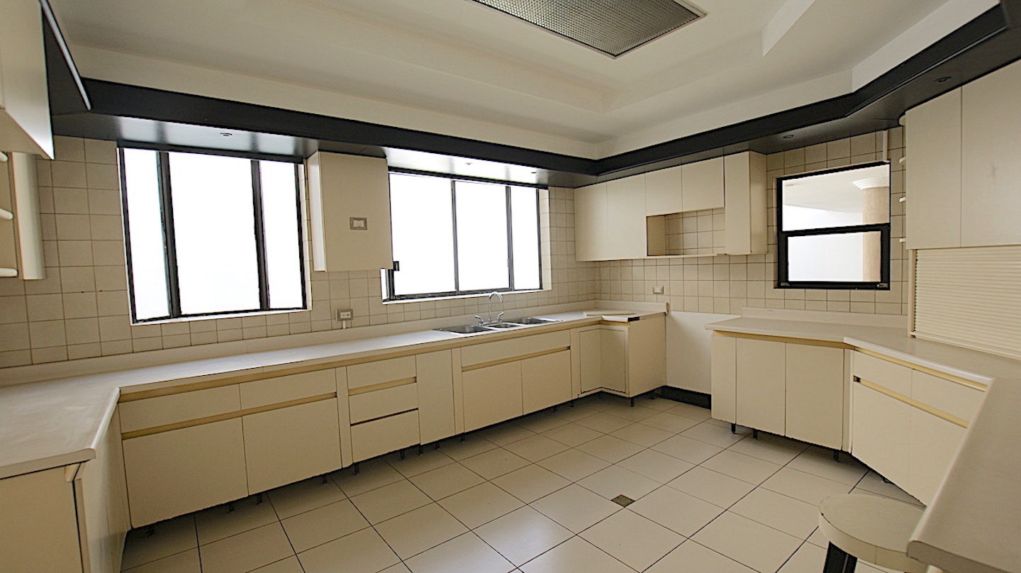 Rohrmoser 5 Rooms Commercial Property — photo 8 of 19