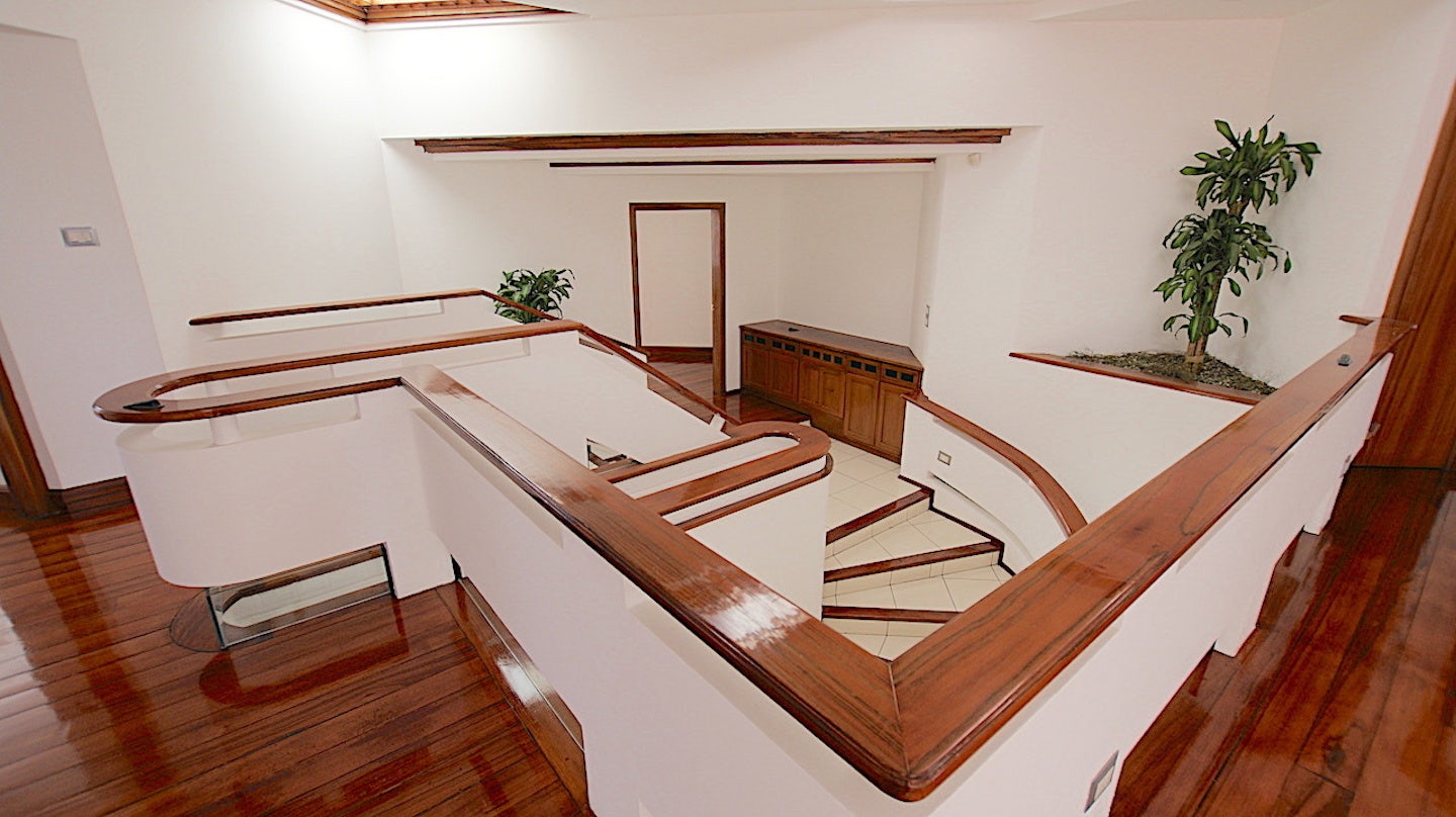 Rohrmoser 5 Rooms Commercial Property — photo 18 of 19