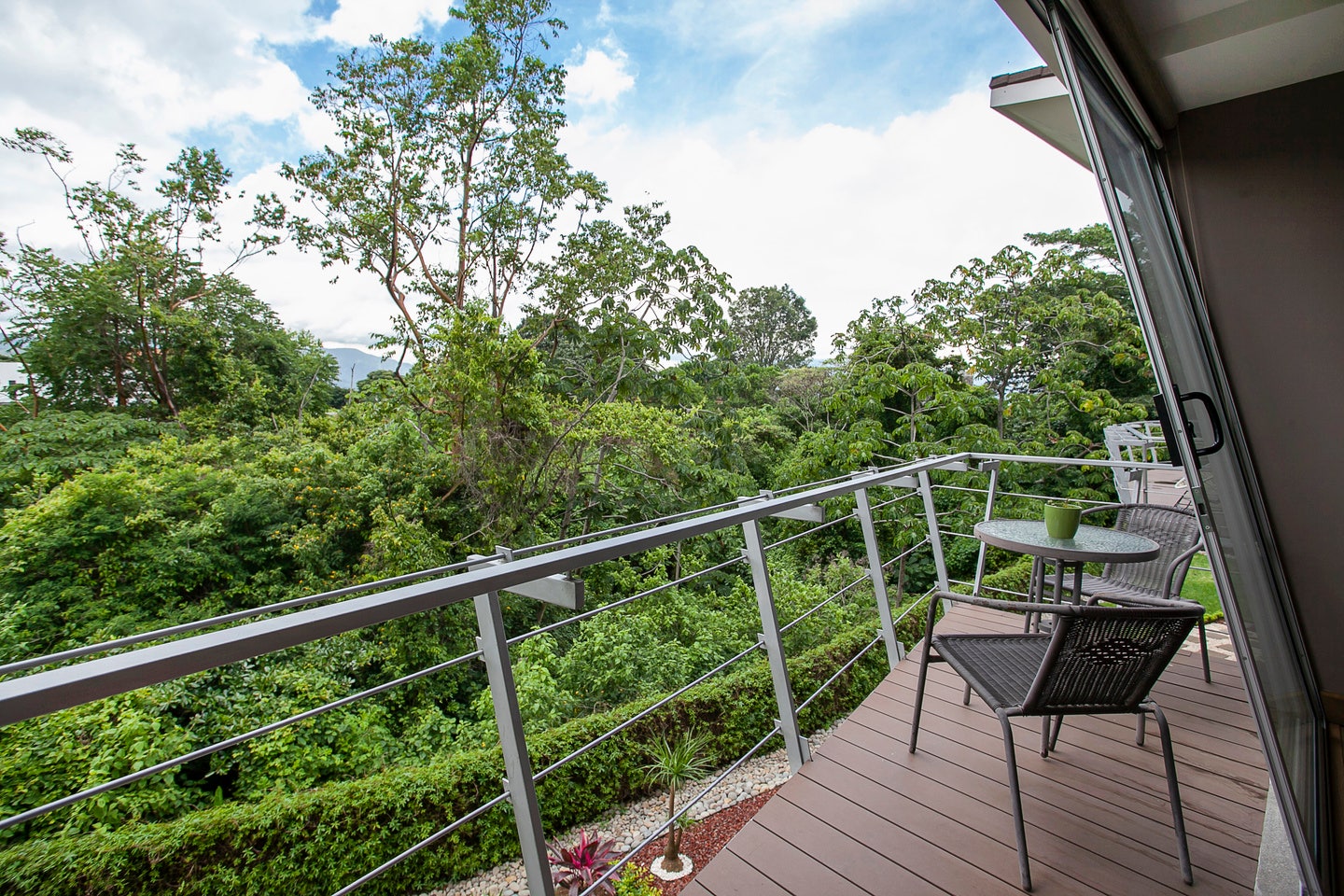 Custom Built Modern Home in Hacienda El Gregal — photo 10 of 19