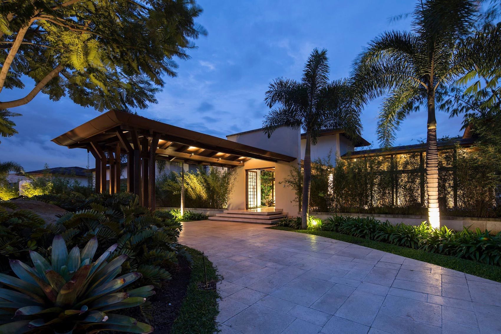 La Hacienda Contemporary Tropical Estate, La Hacienda, Rio Oro, Santa Ana, Uruca, Santa Ana, San Jose, Costa Rica 10901, Rio Oro