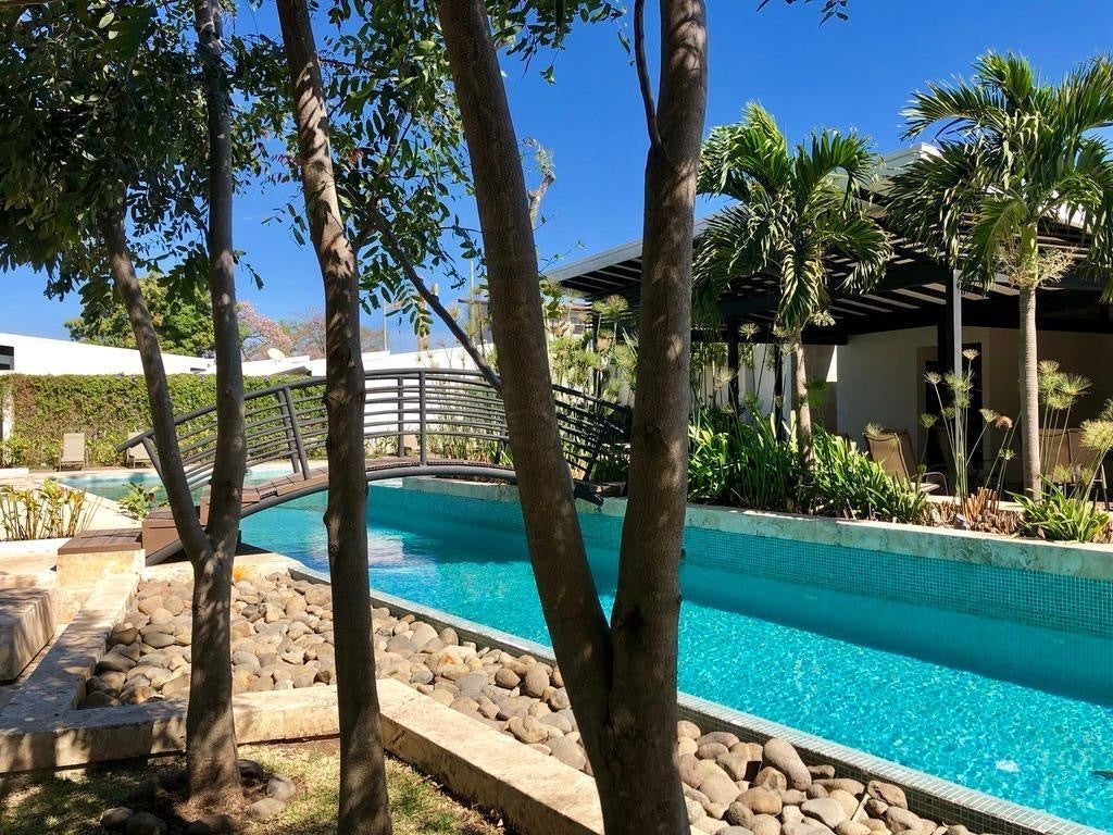 Natura Park Bali Inspired Residence — photo 17 of 17