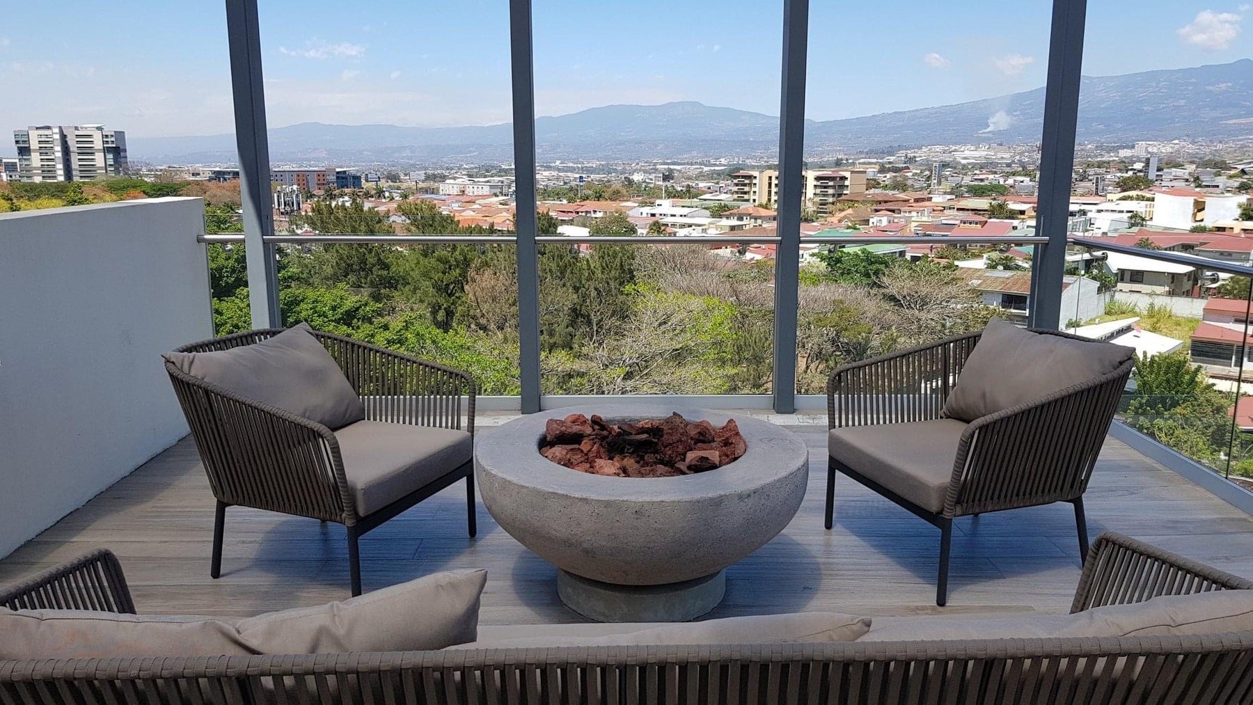 The Rooftop View Penthouse, The Rooftop, Escazu, Escazu, Escazu, San Jose, Costa Rica 10201