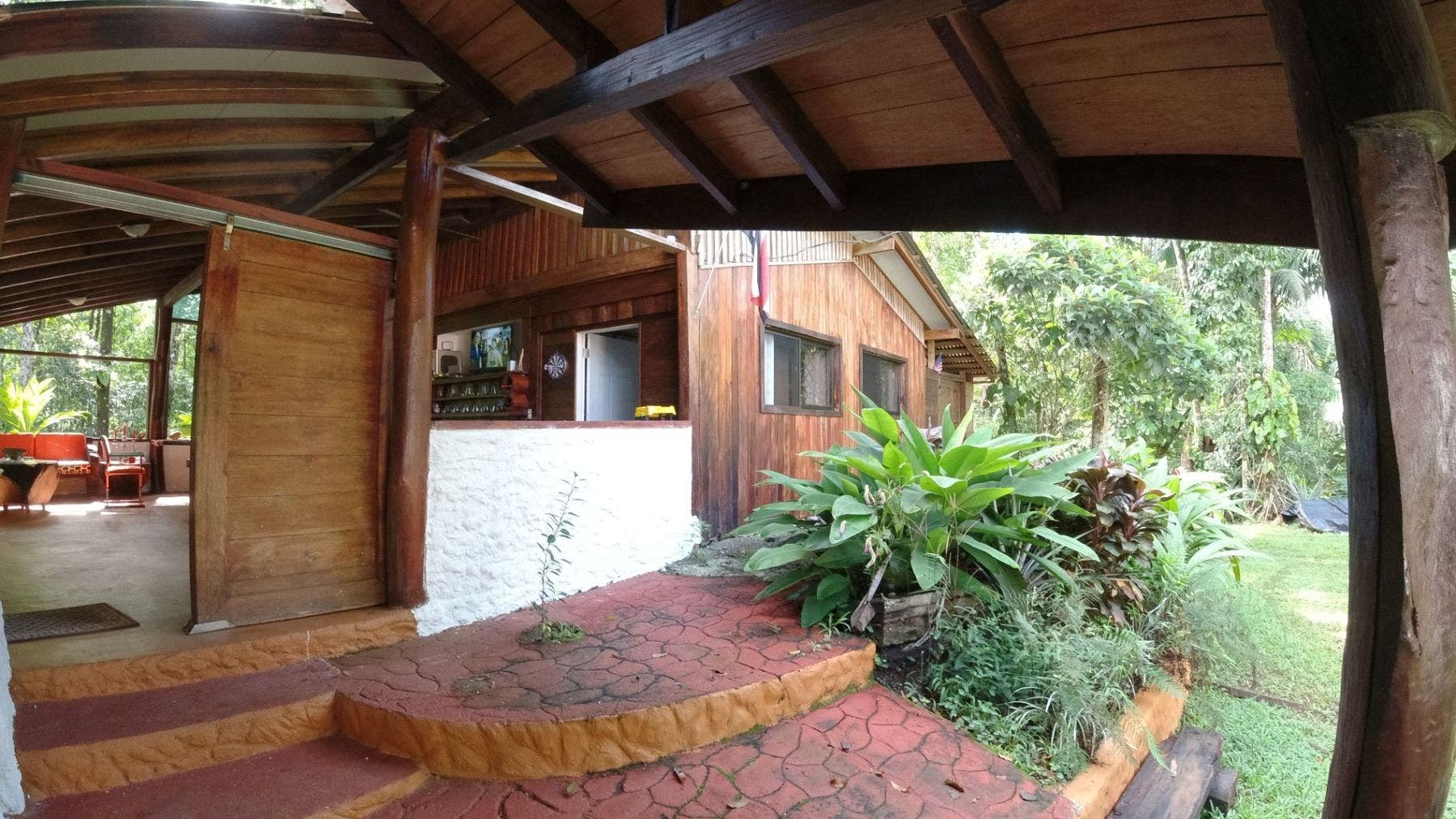Serene Coast - Amazing Ocean View Immersed on the Tropical Rainforest — photo 4 of 19