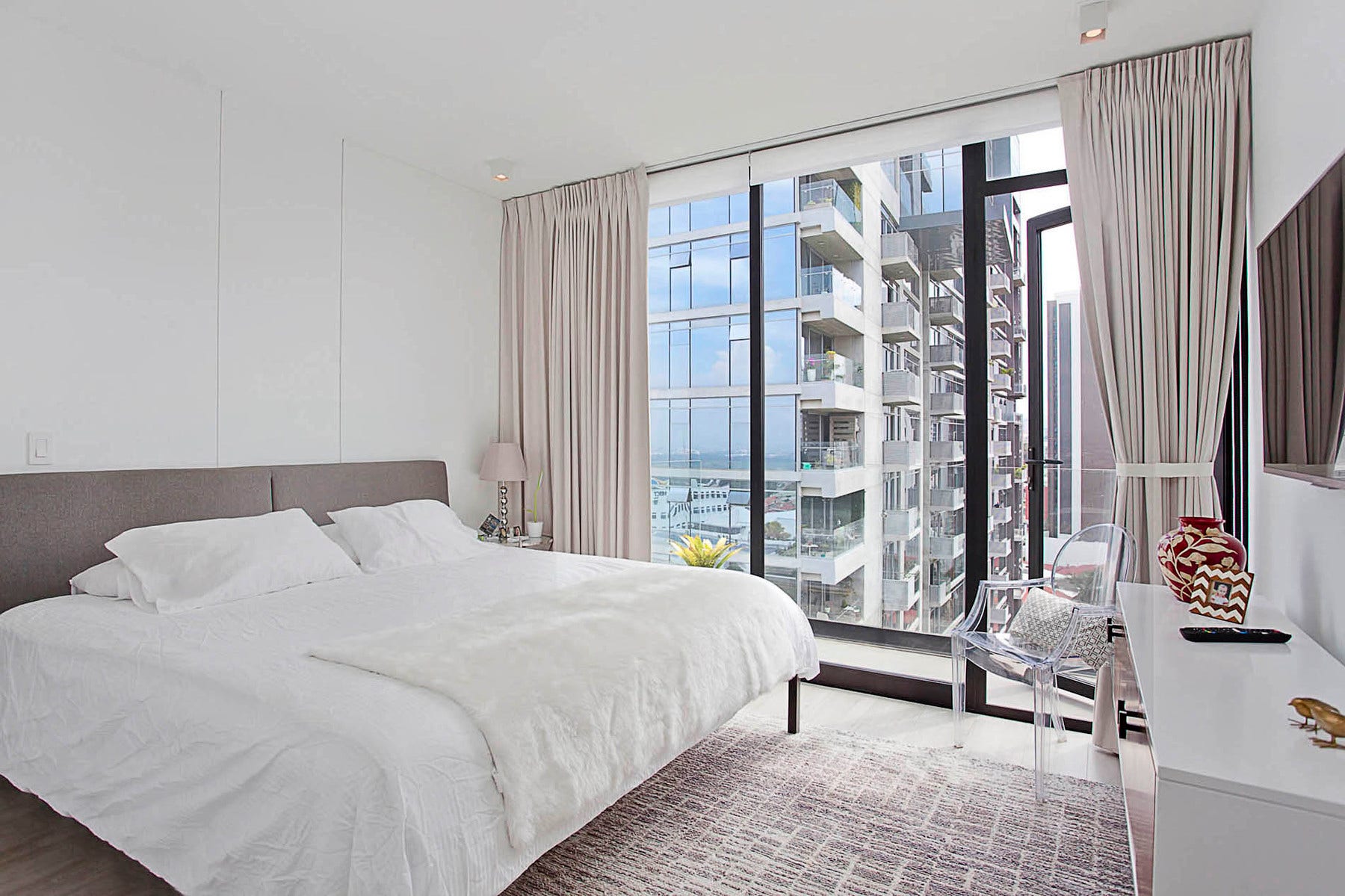 Torre ONE Prestigious Penthouse — photo 4 of 19