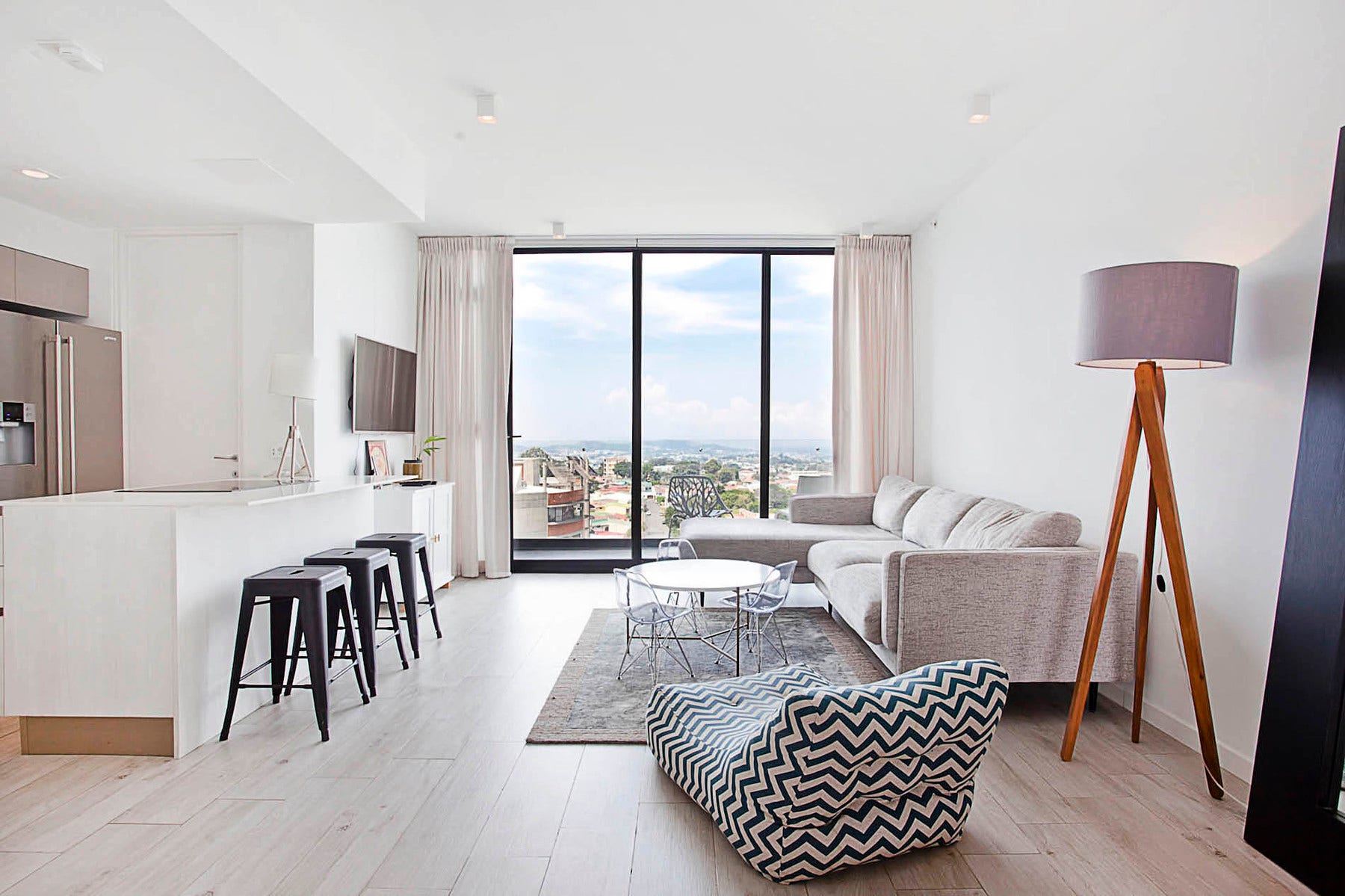 Torre ONE Prestigious Penthouse — photo 3 of 19
