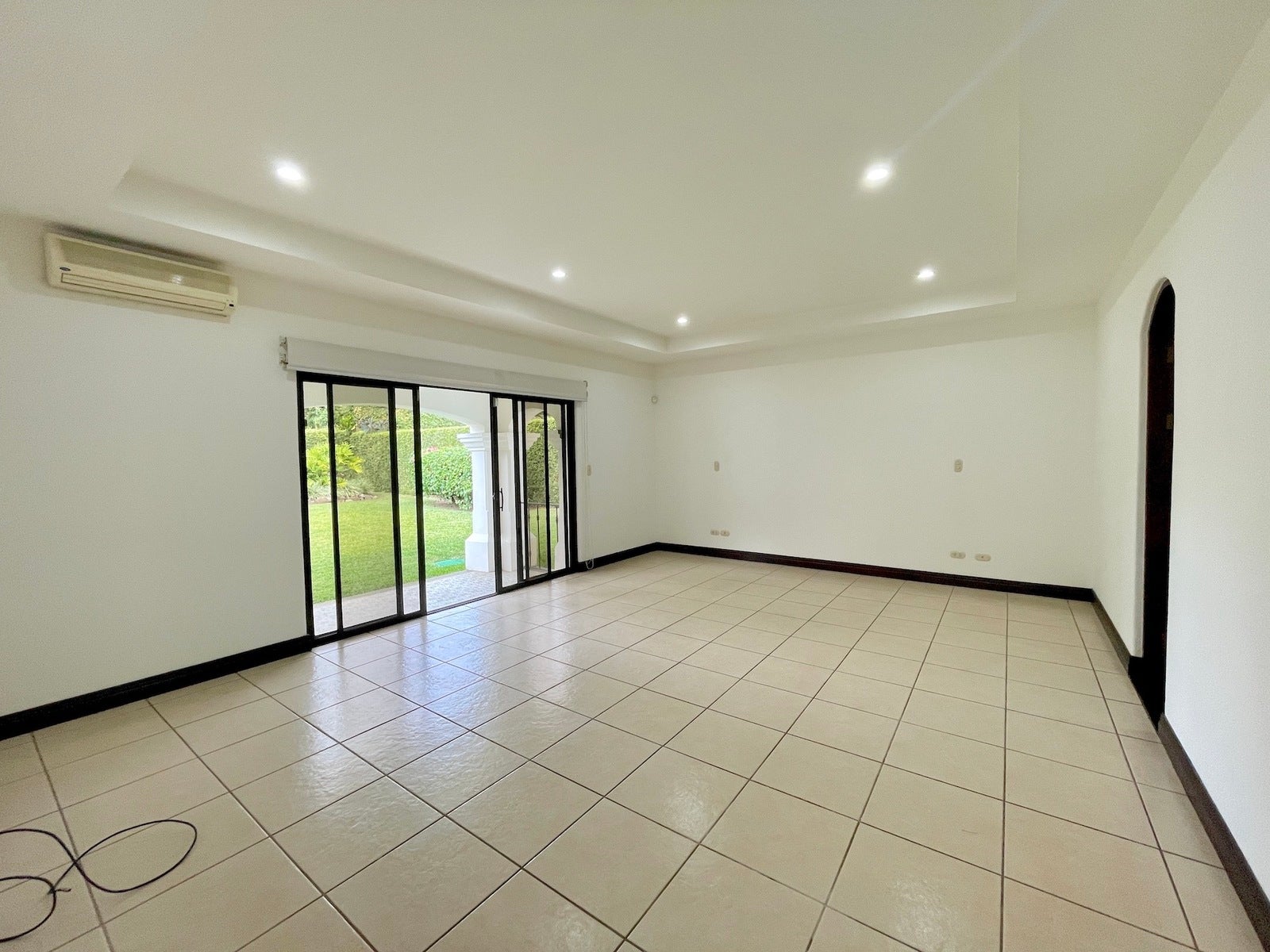 Bosques de Lindora Investment Corner Residence — photo 16 of 19