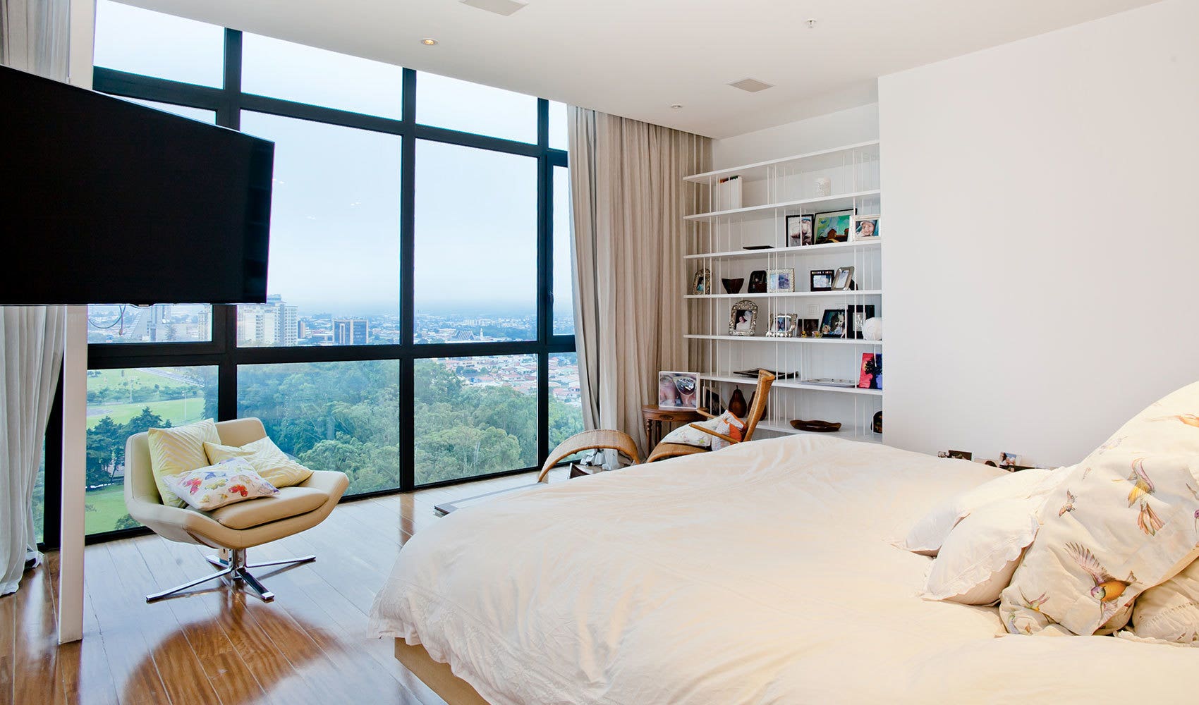 Metropolitan Tower Penthouse — photo 16 of 19