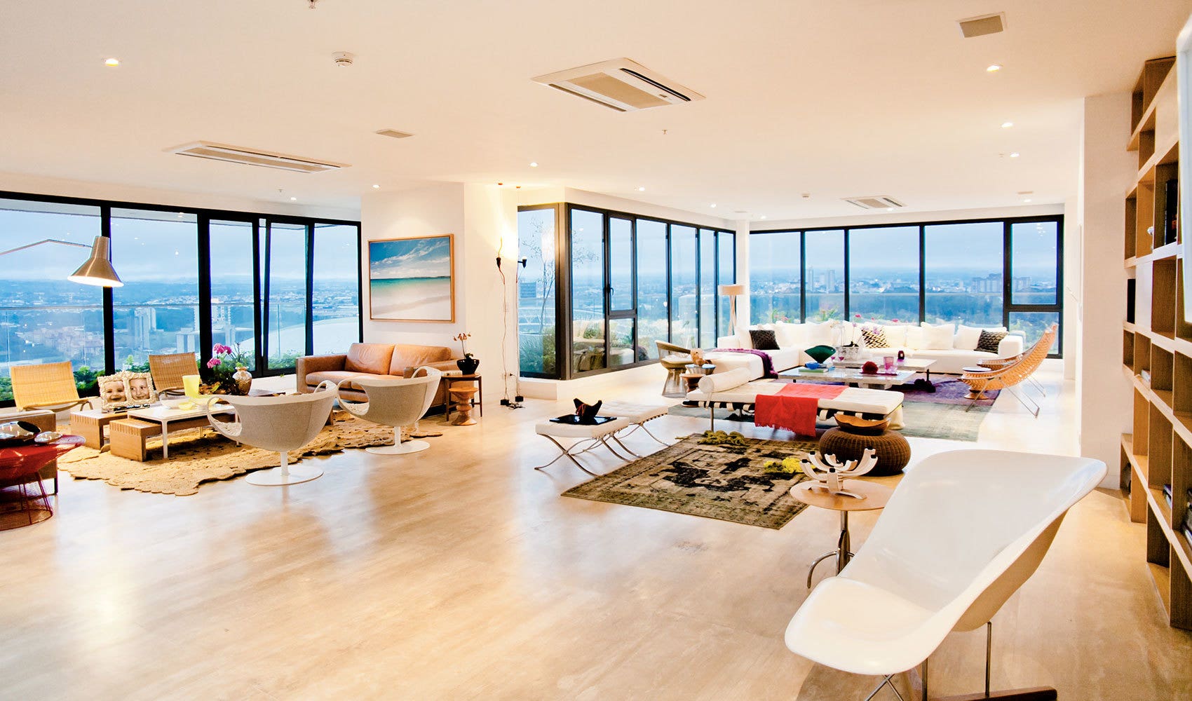 Metropolitan Tower Penthouse — photo 3 of 19