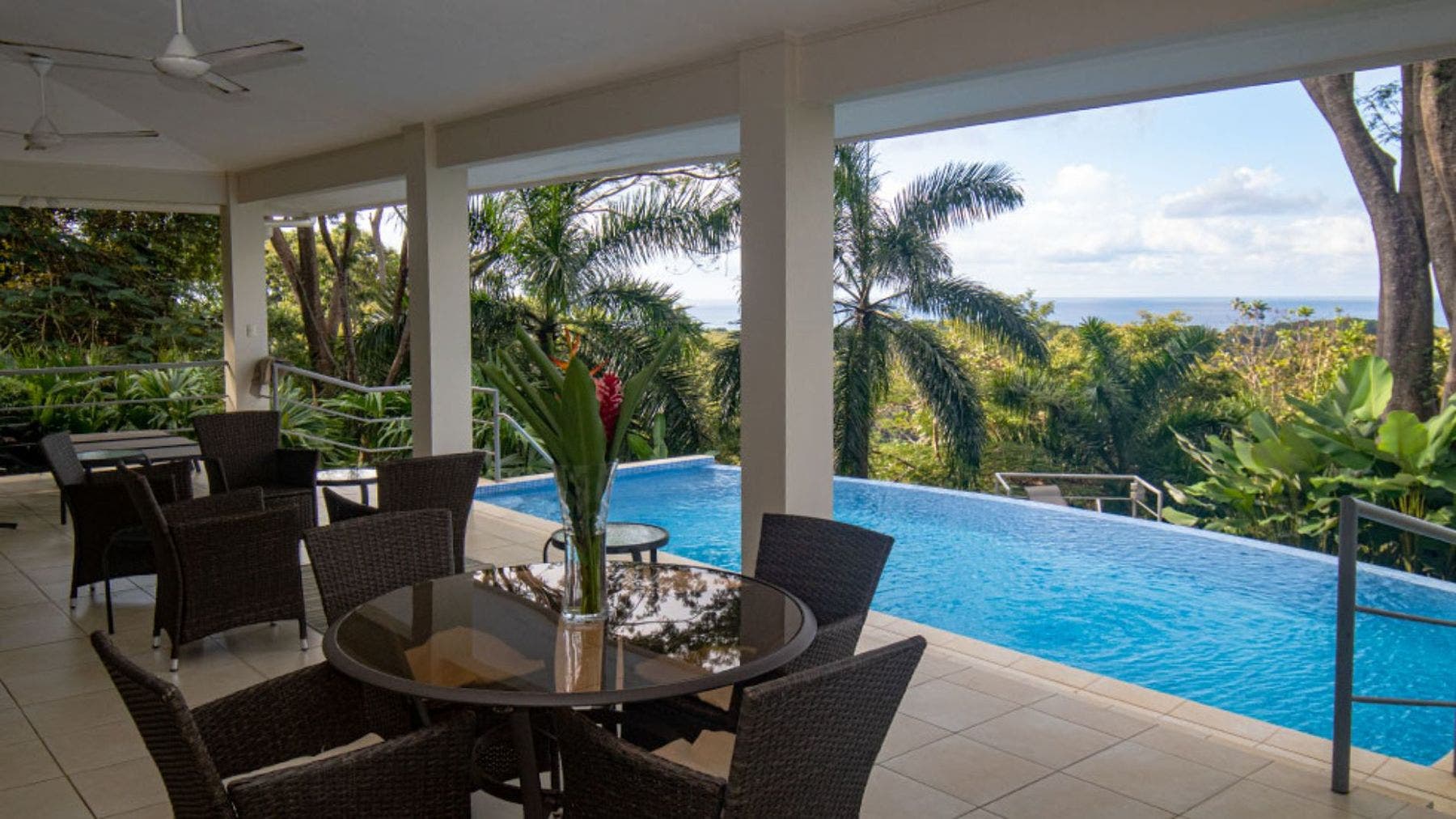 3 Bedroom Ocean View Home with Infinity Pool — photo 2 of 17