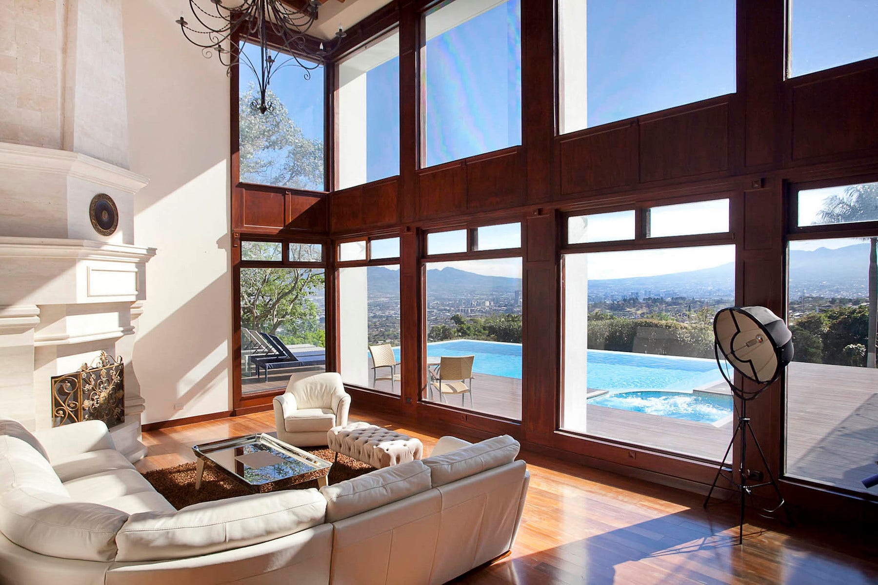 Euphoria Mountaintop Estate — photo 6 of 19