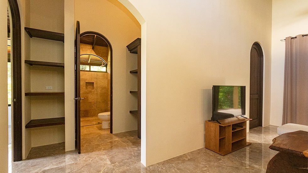 Multiple Homes with Ocean Views and Additional Building Site — photo 17 of 19