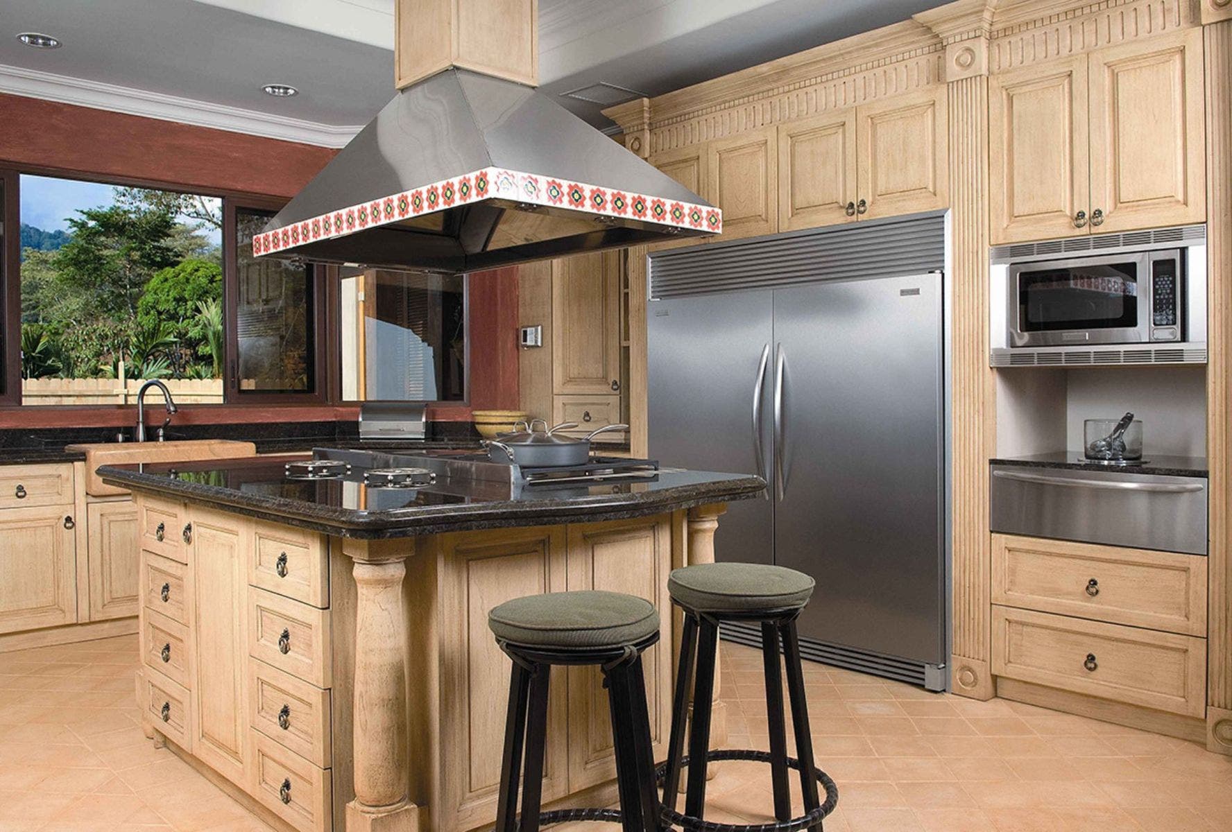 Award Winning Luxury Estate in Exclusive Las Olas — photo 11 of 19