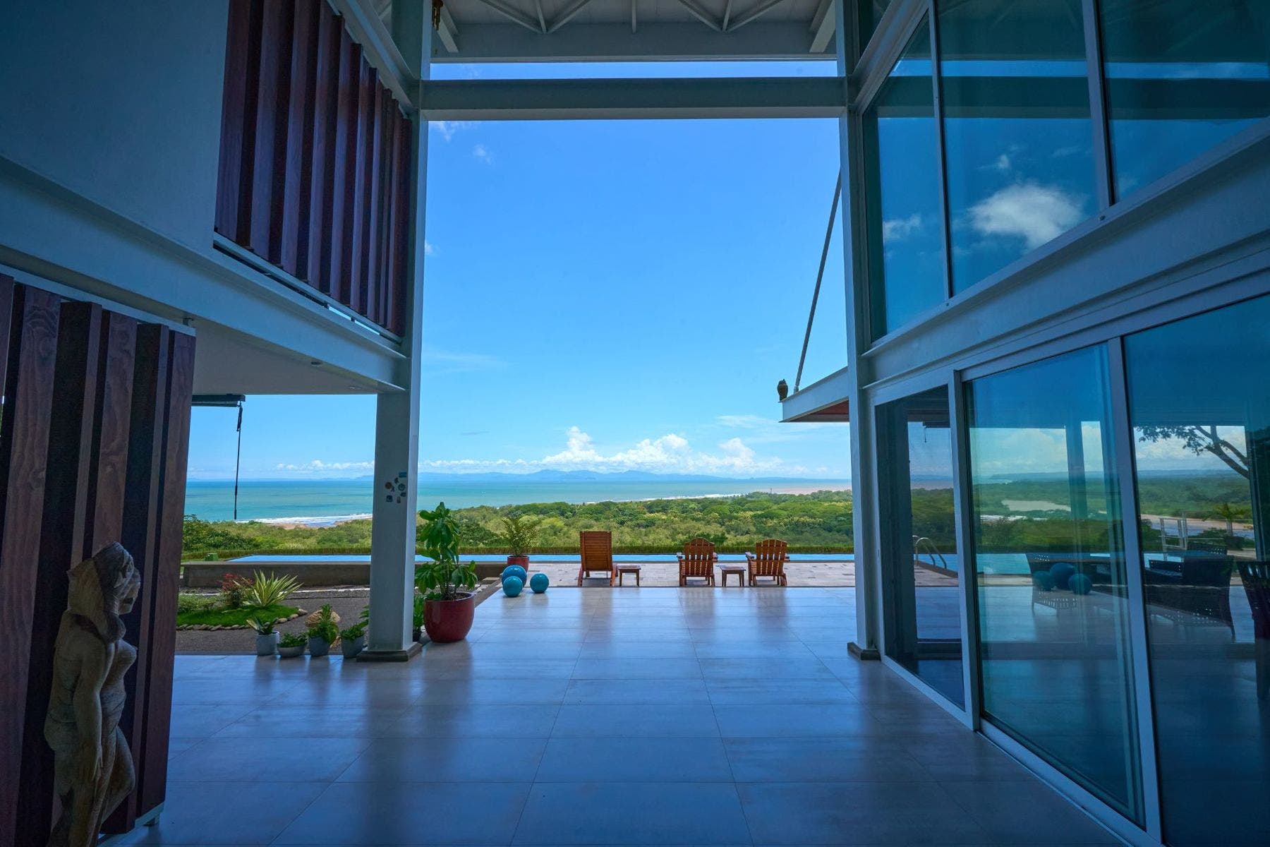 Nativa Contemporary Infinity Views — photo 6 of 19