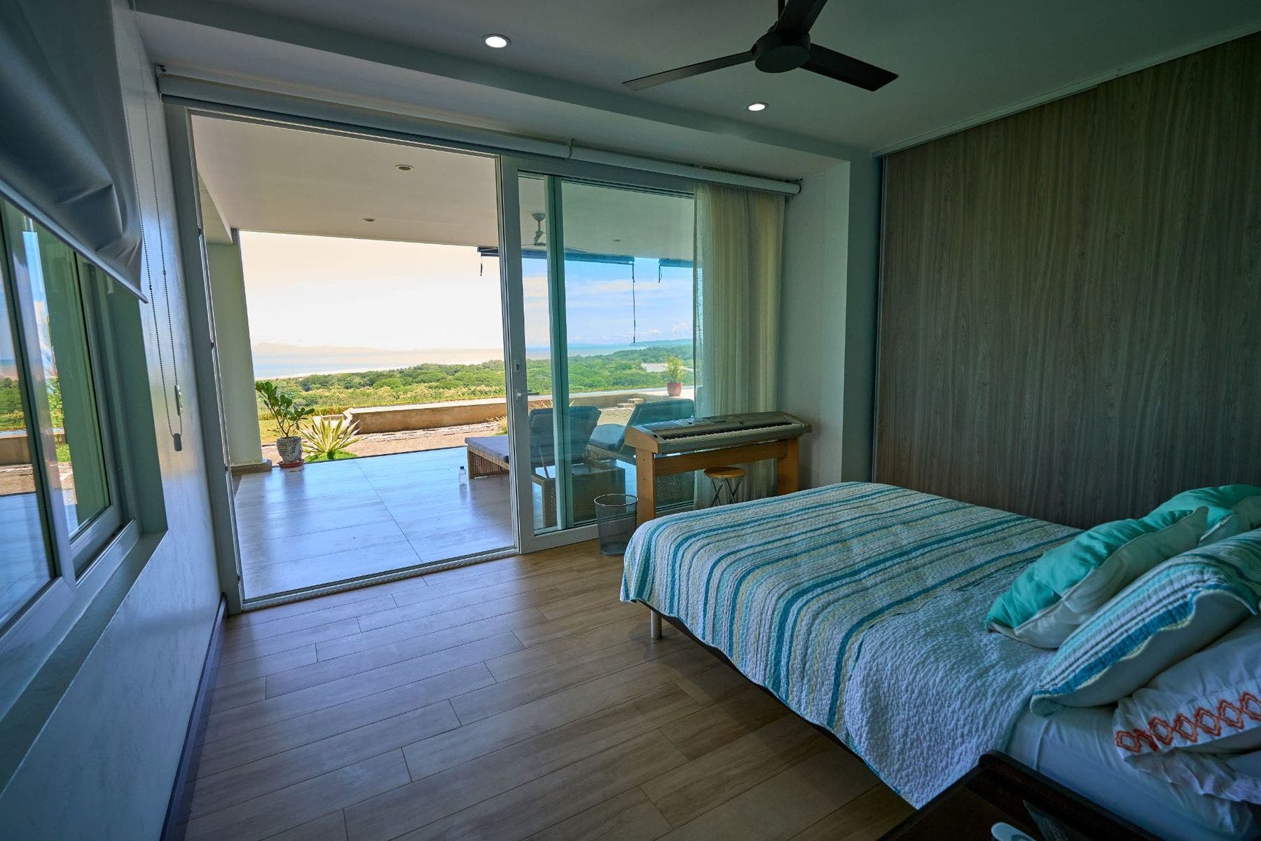 Nativa Contemporary Infinity Views — photo 11 of 19