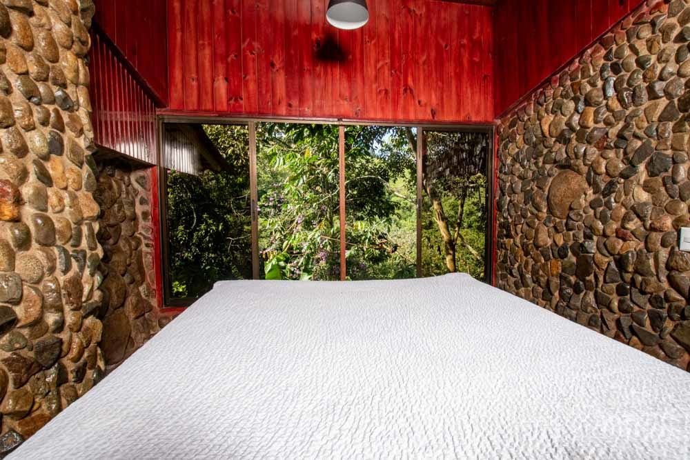 Iconic Mountain Lodge at the Base of Mount Chirripo — photo 17 of 19
