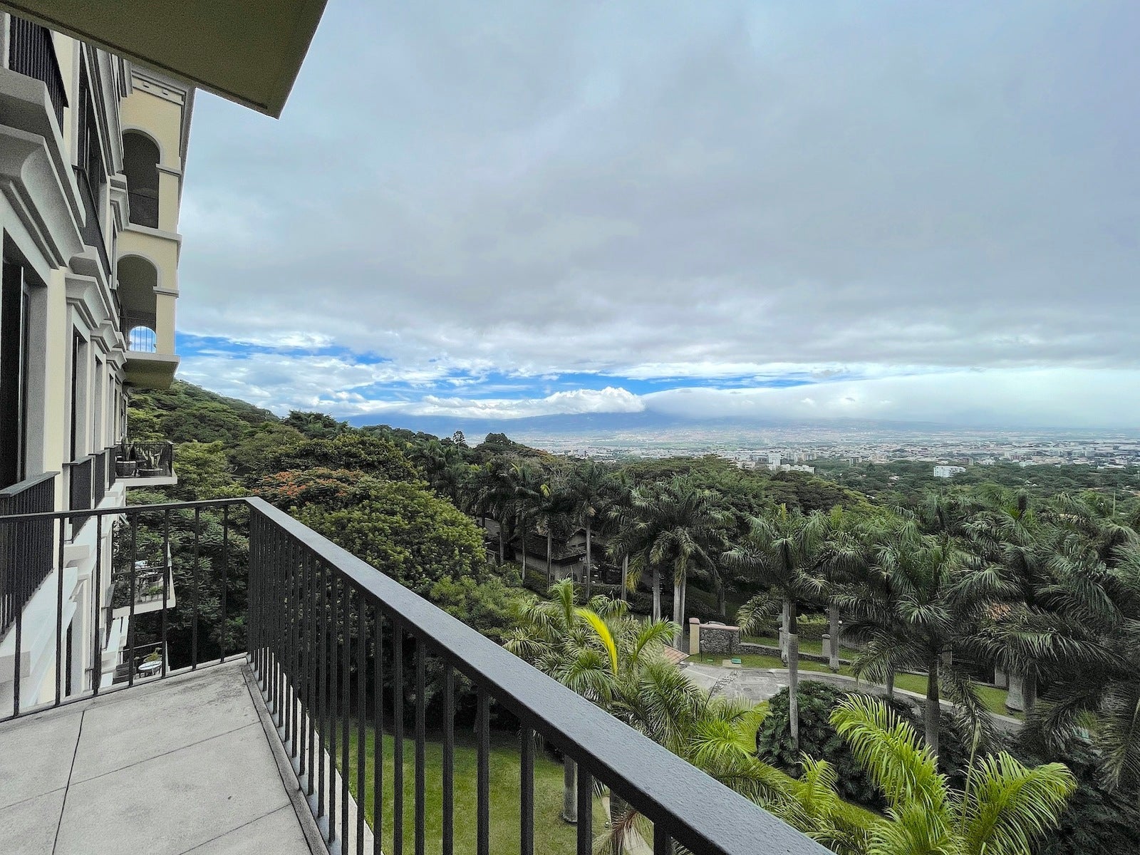 Investment Acropolis Never Ending View Condo, Acropolis, Escazu, Escazu, Escazu, San Jose, Costa Rica 10201