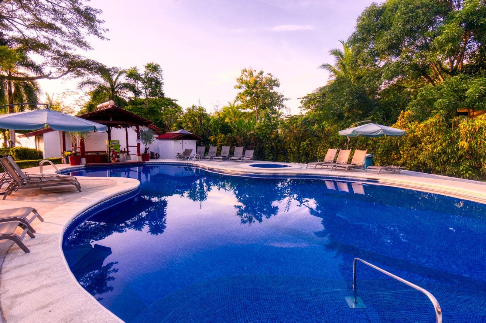 Sustainable Ocean Front Beach Resort — photo 7 of 19