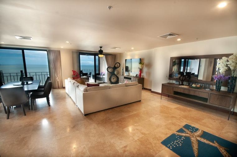 Luxury Penthouse Croc's Casino, #16th floor — foto 8 de 19