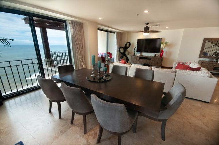 Luxury Penthouse Croc's Casino, #16th floor — foto 9 de 19