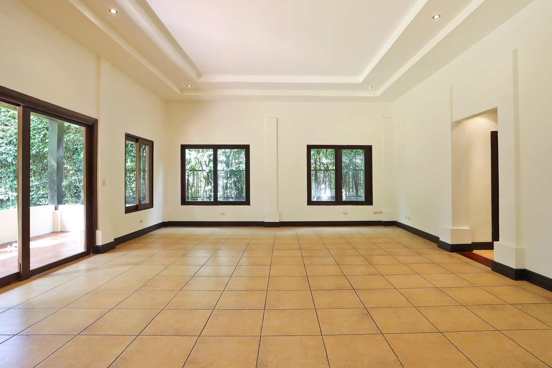 Casablanca Hacienda Lindora Residence — photo 4 of 17