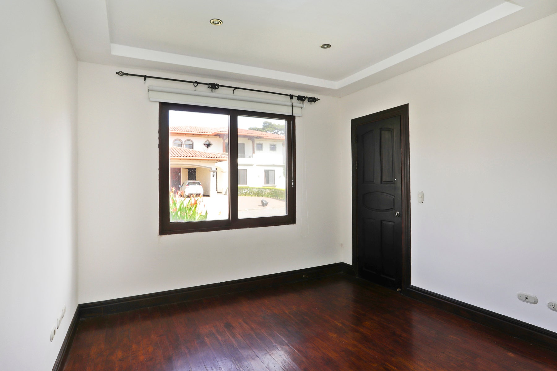 Casablanca Hacienda Lindora Residence — photo 8 of 17