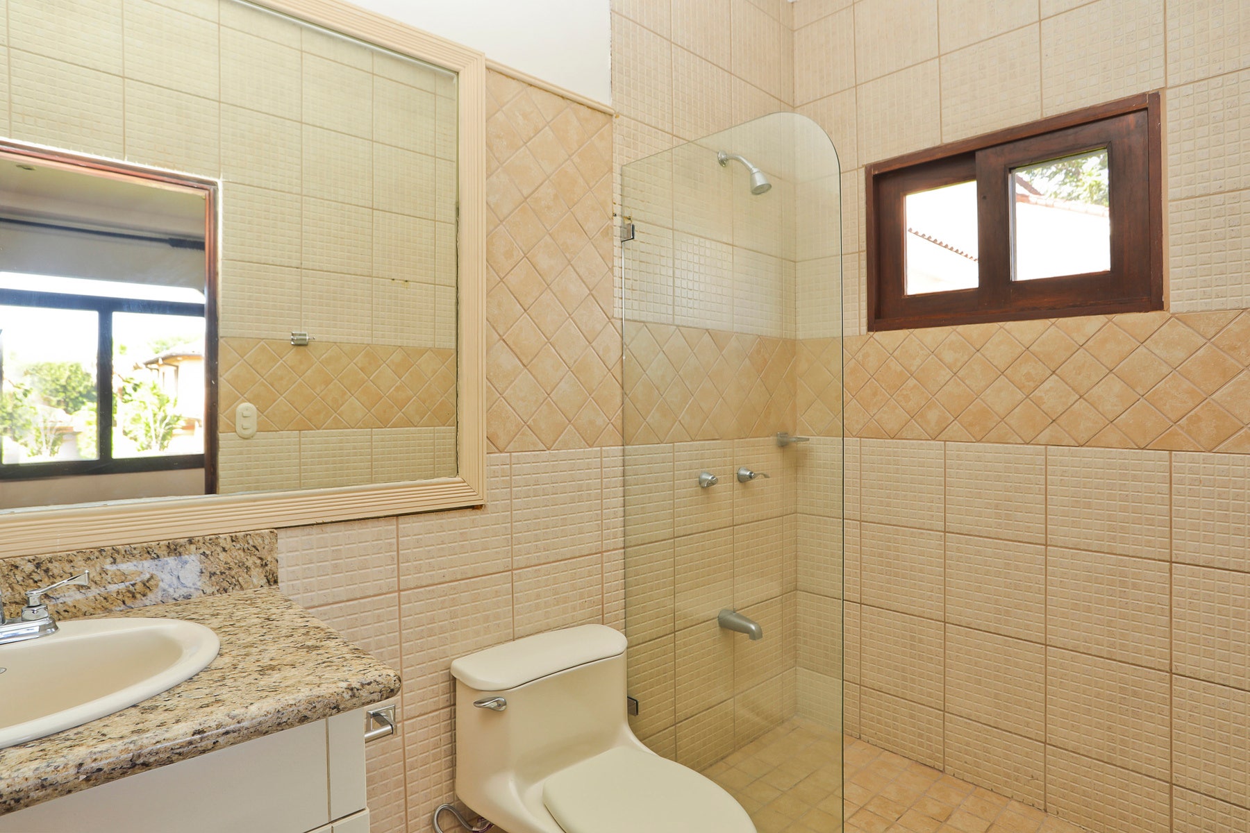 Casablanca Hacienda Lindora Residence — photo 9 of 17