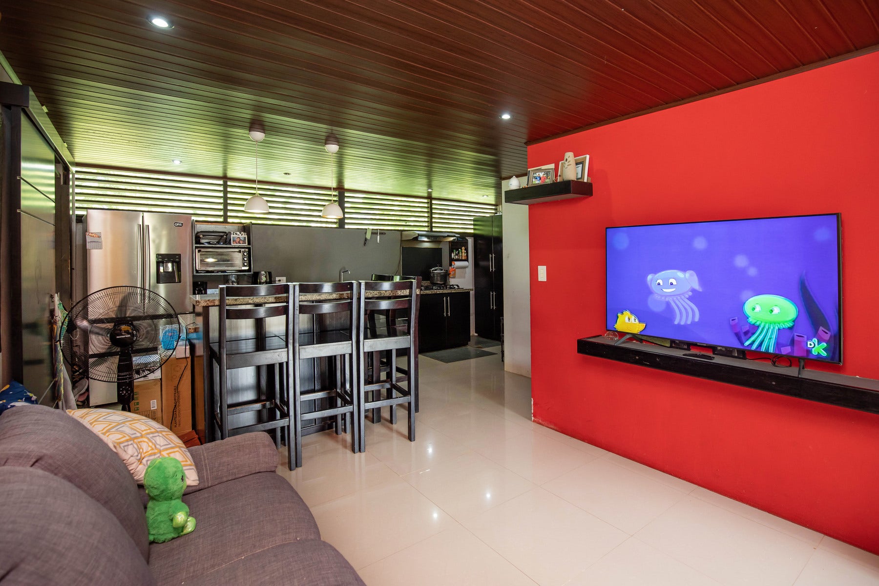 Unique Nine Unit Income Producing Hotel — photo 8 of 19