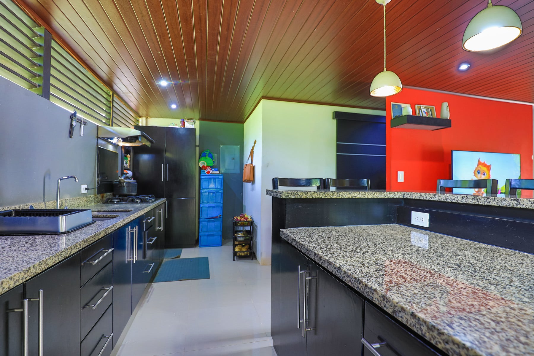 Unique Nine Unit Income Producing Hotel — photo 9 of 19
