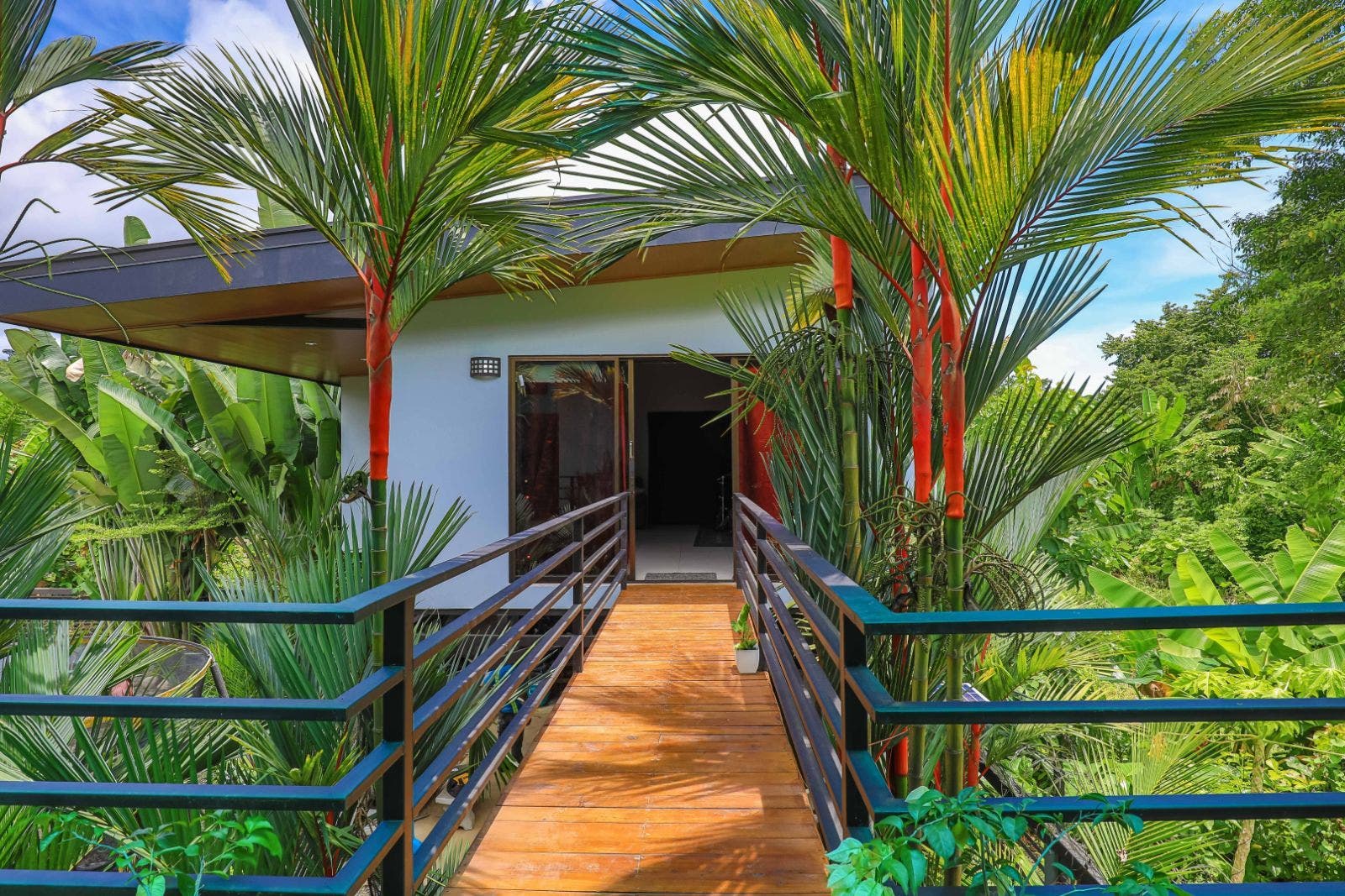 Unique Nine Unit Income Producing Hotel, Uvita, Dominical, Bahia Ballena, Osa, Puntarenas, Costa Rica 60504 — photo 3 of 5