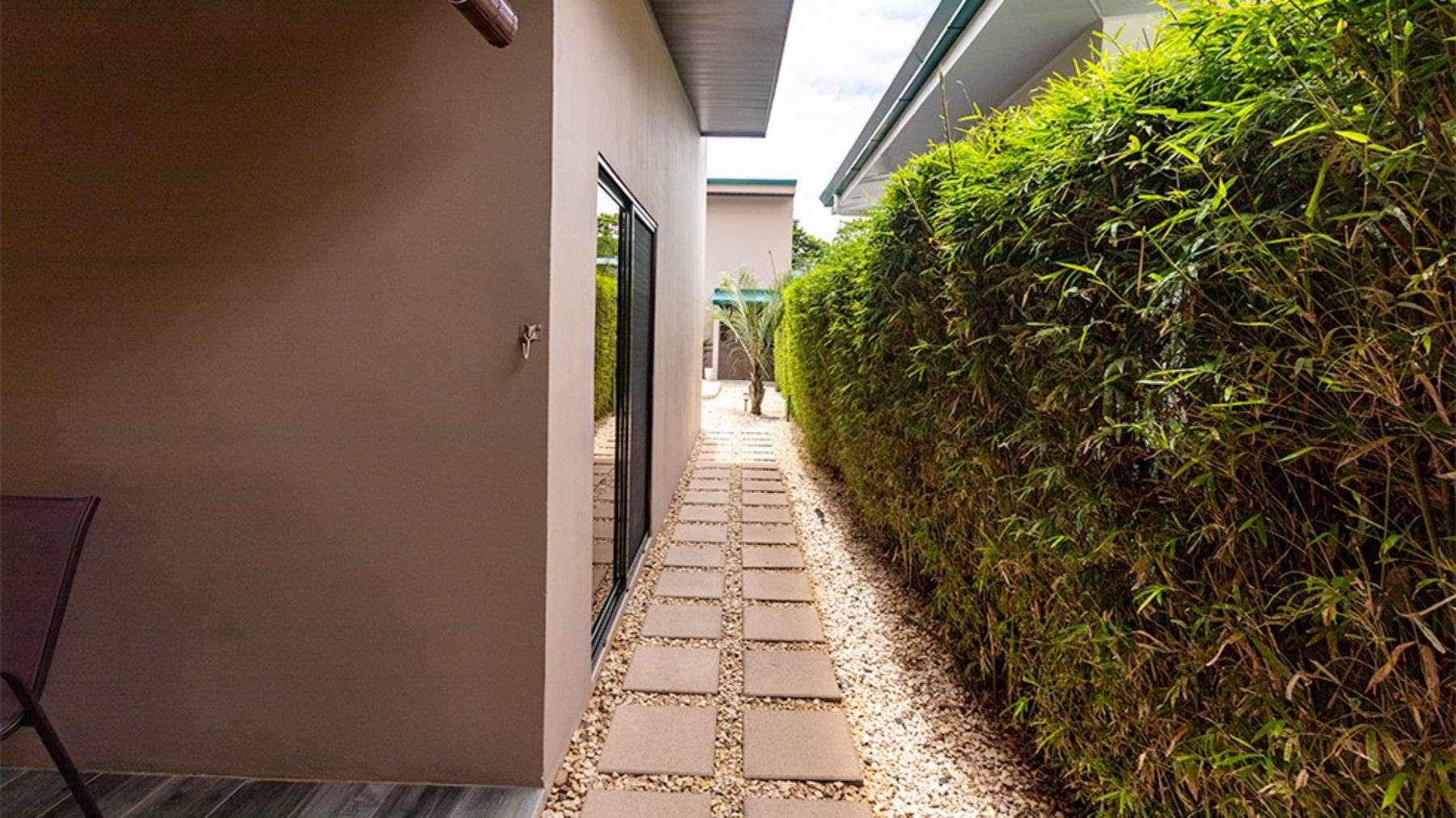 Downtown Uvita Home with Rental Apartments — photo 16 of 19