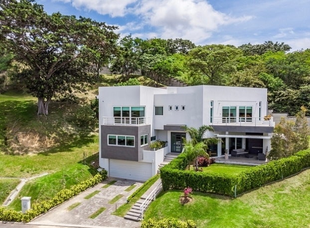Casa Blanca Cerro Alto — photo 3 of 16
