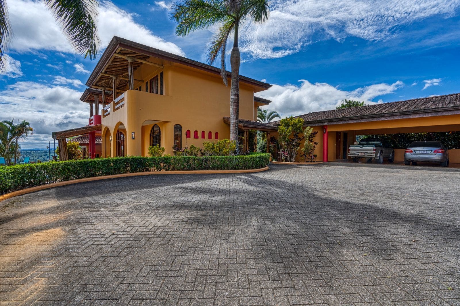 Luxury Estate Home in Beautiful Perez Zeledon, San Isidro del General, Perez Zeledon, Perez Zeledon, Osa, San Jose, Costa Rica 60504 — photo 5 of 5