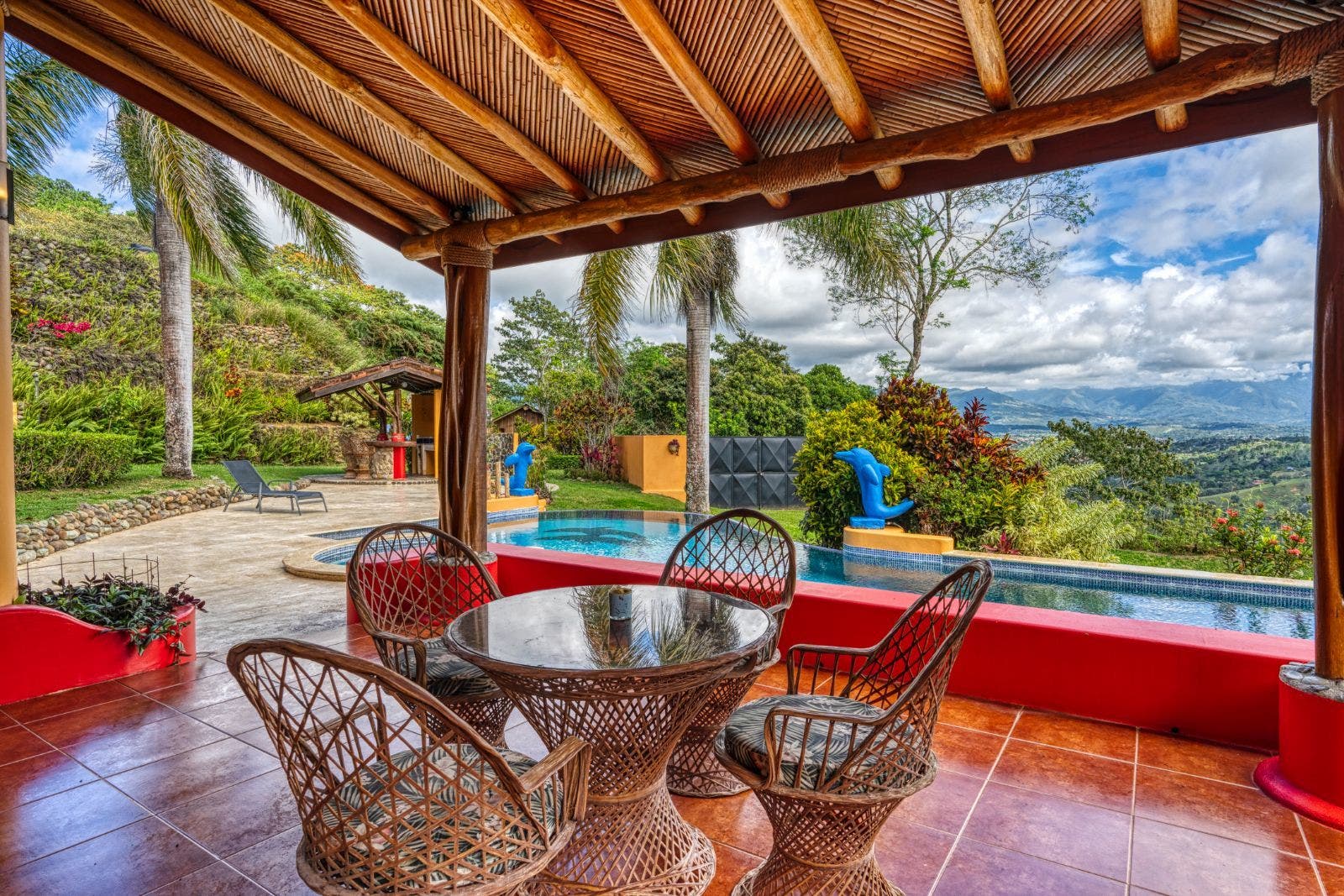 Luxury Estate Home in Beautiful Perez Zeledon — photo 8 of 19