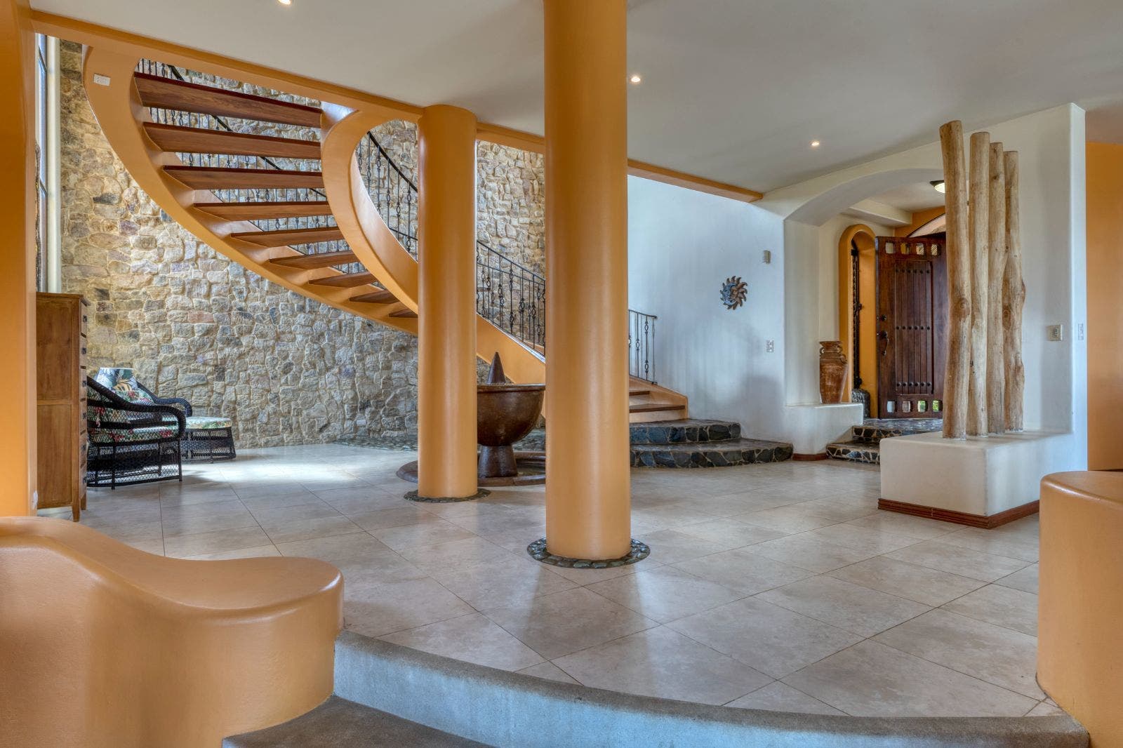 Luxury Estate Home in Beautiful Perez Zeledon — photo 18 of 19
