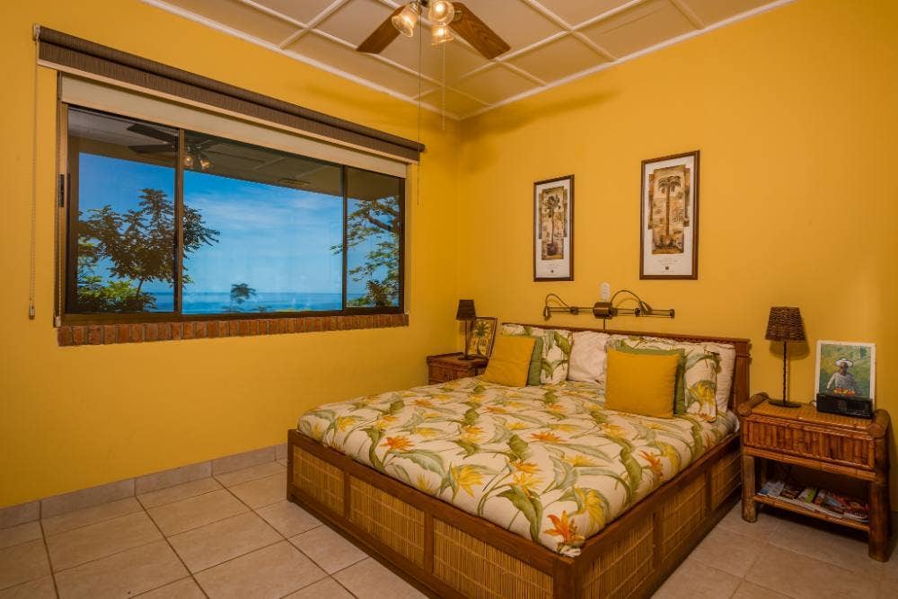 Ocean View Luxury Home in Flamingo — photo 5 of 19