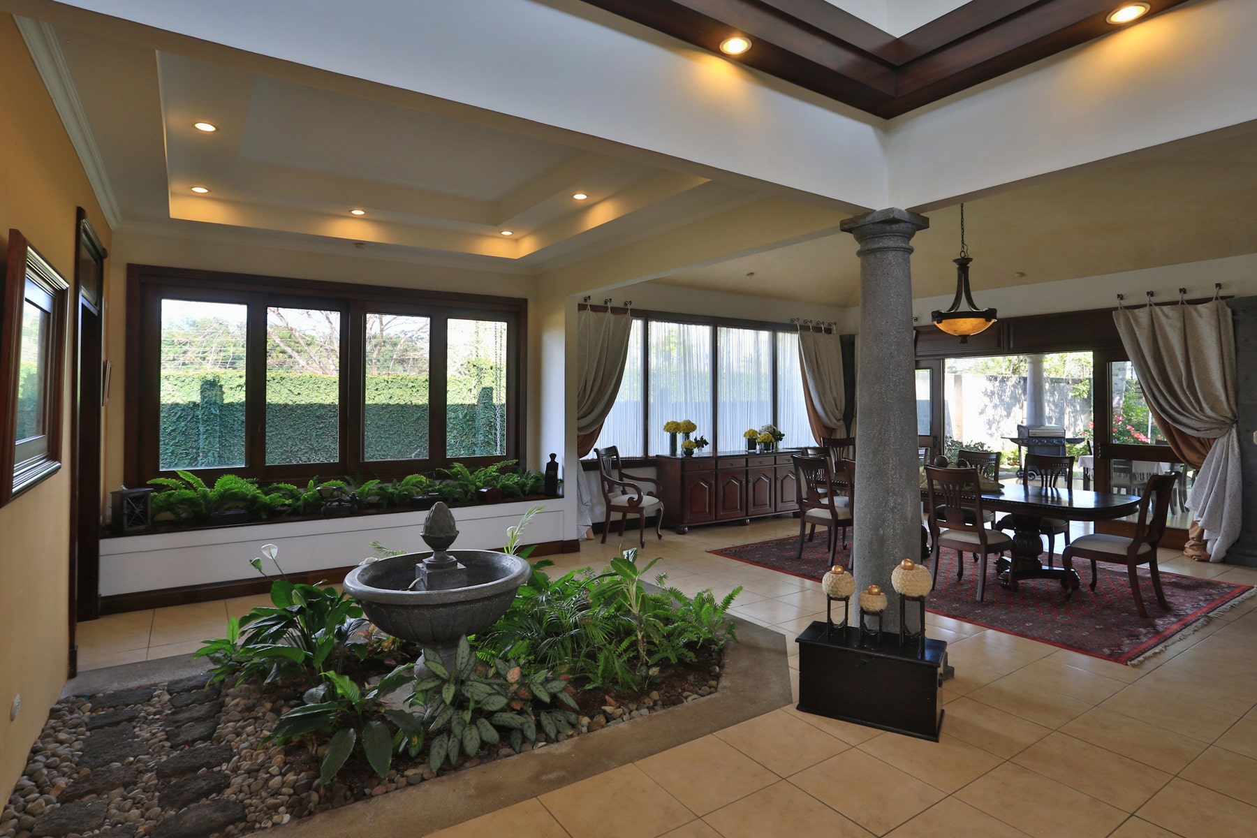 La Canada One Level Residence. — photo 18 of 18