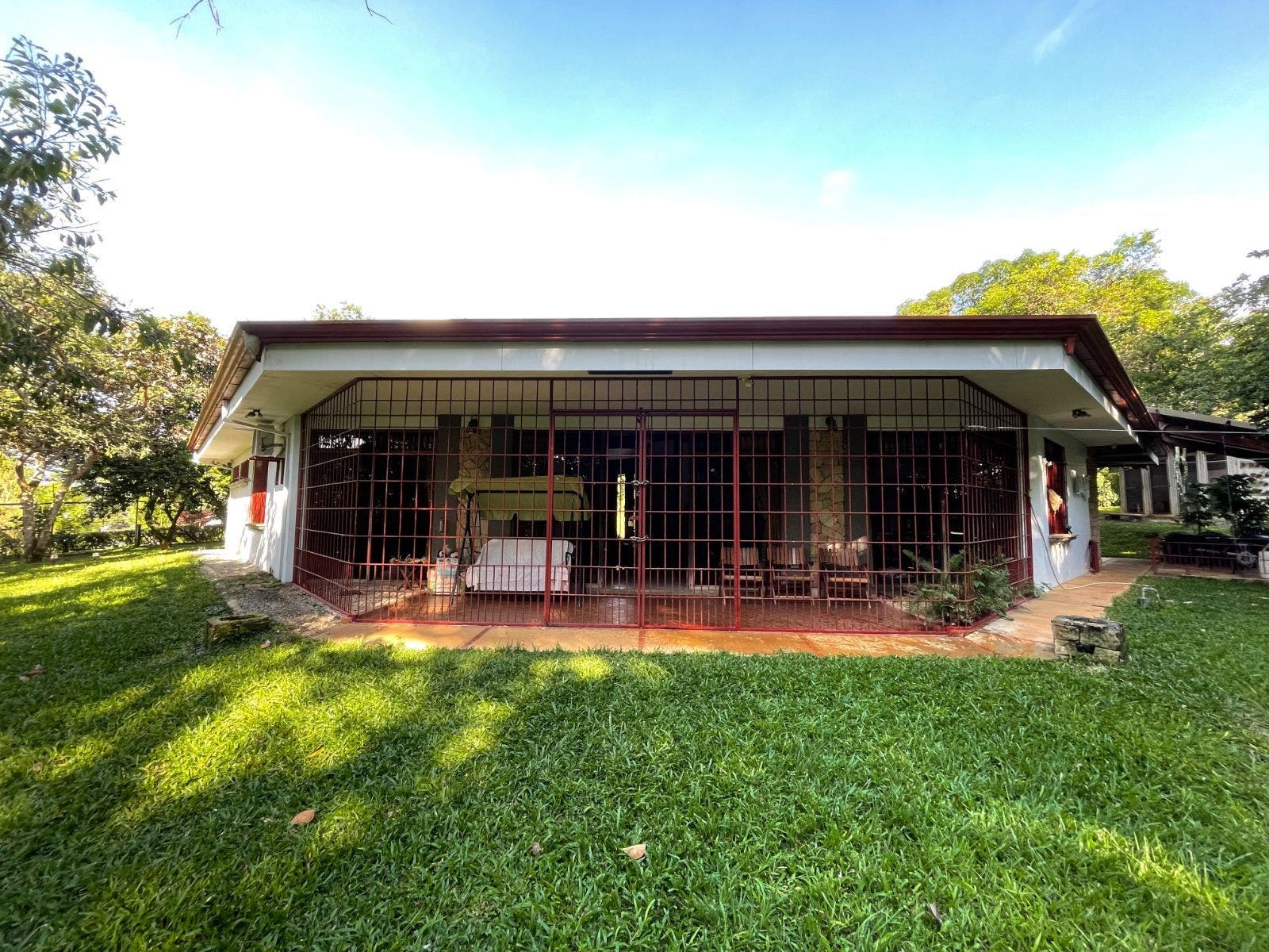 Unique 3 Bedroom Home near Center of Perez Zeledon — photo 3 of 11