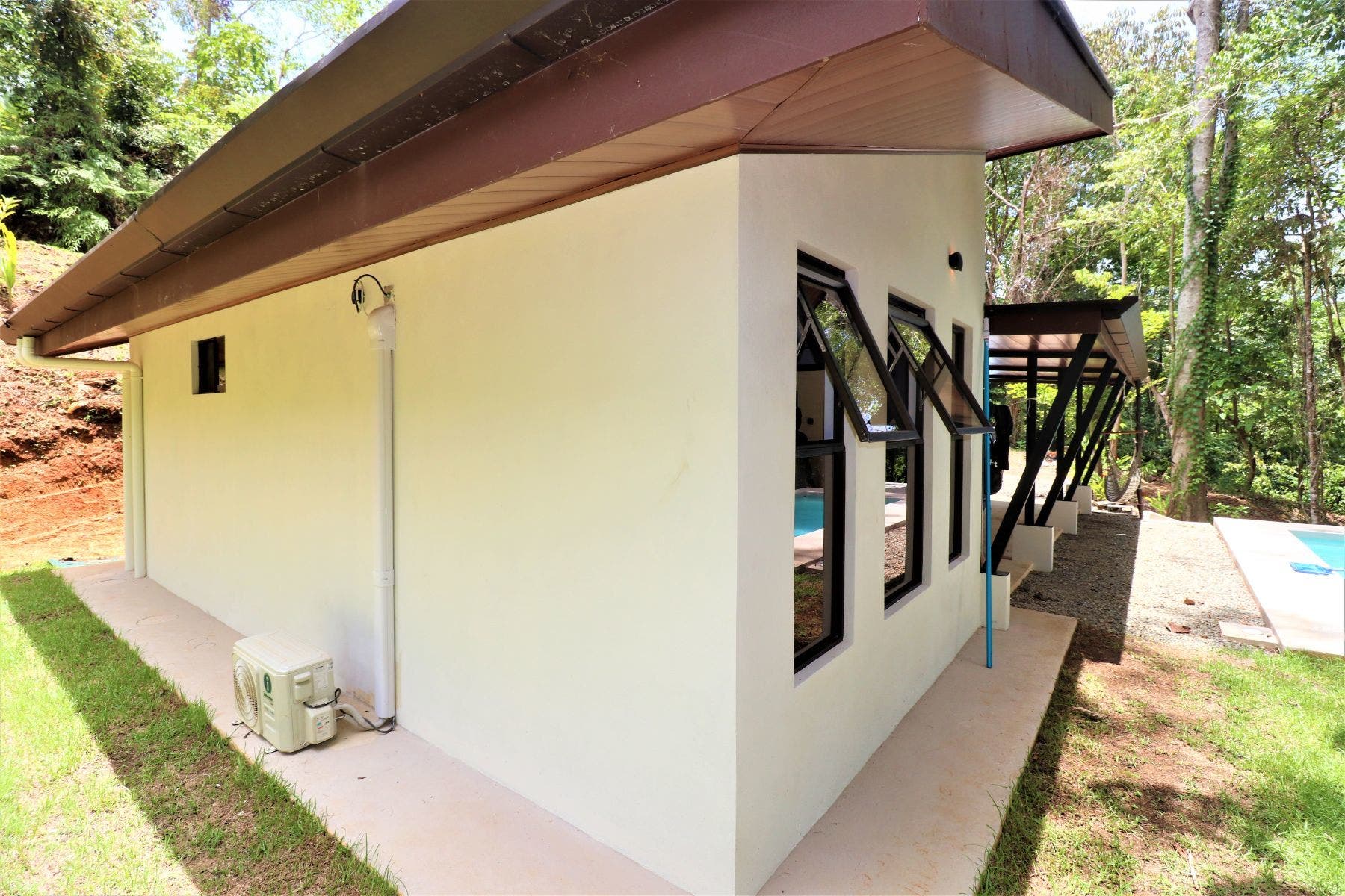 Private Brand New House in Ojochal with Pool, River and Jungle Access — photo 19 of 19