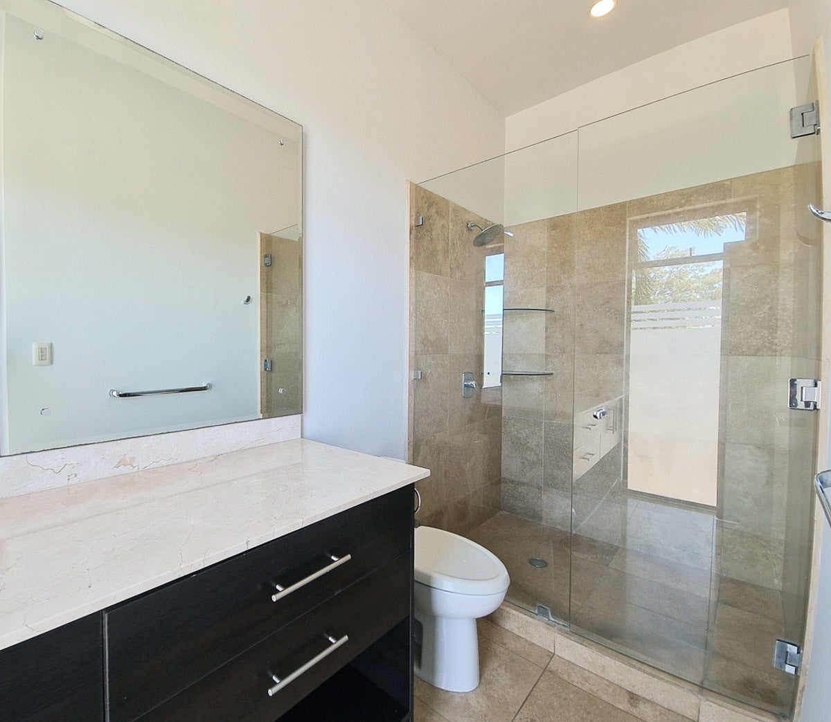 Los Reyes Modern Villa — photo 17 of 19