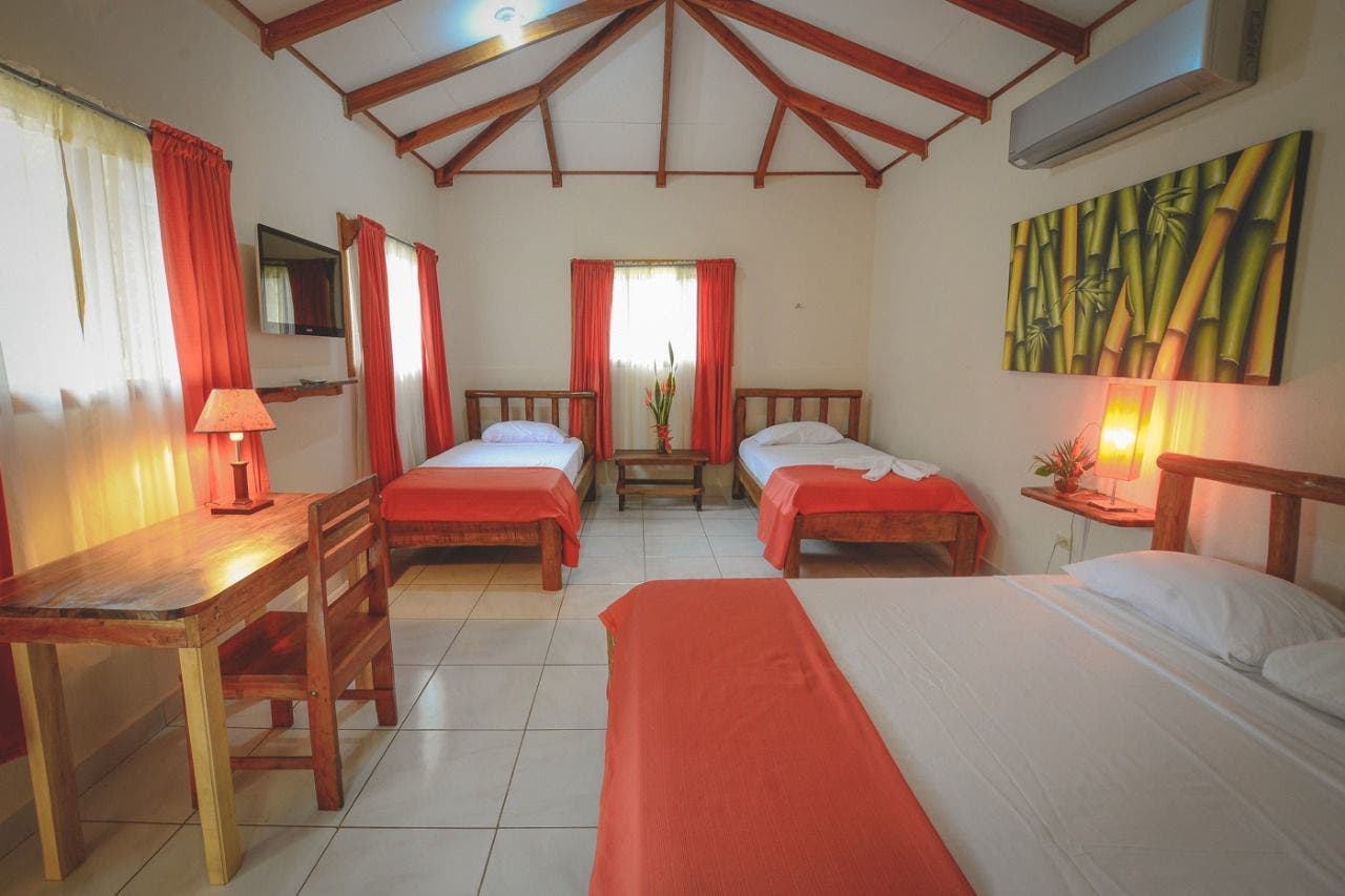 Tropical Boutique Lodge — photo 6 of 11
