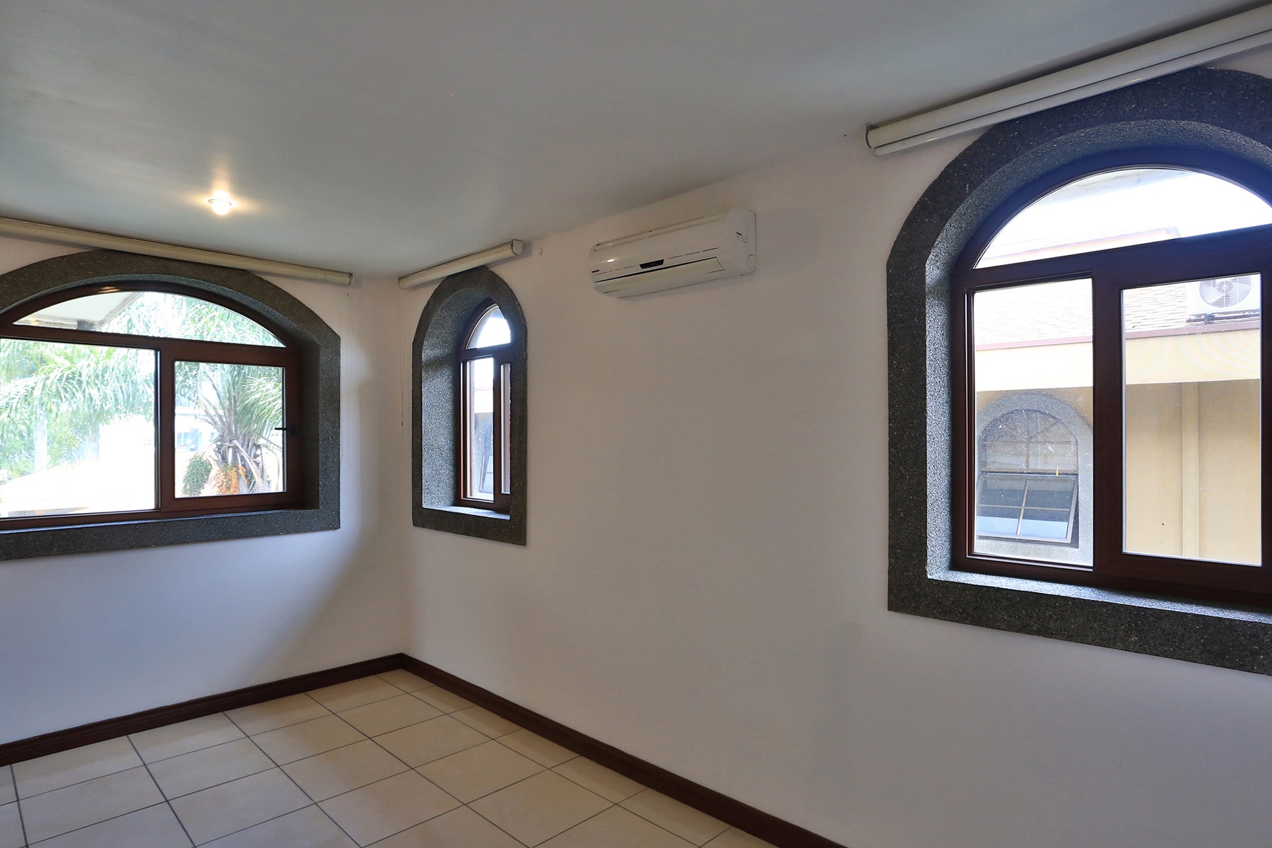 Condominio Real Cariari three bedroom townhome — photo 6 of 13